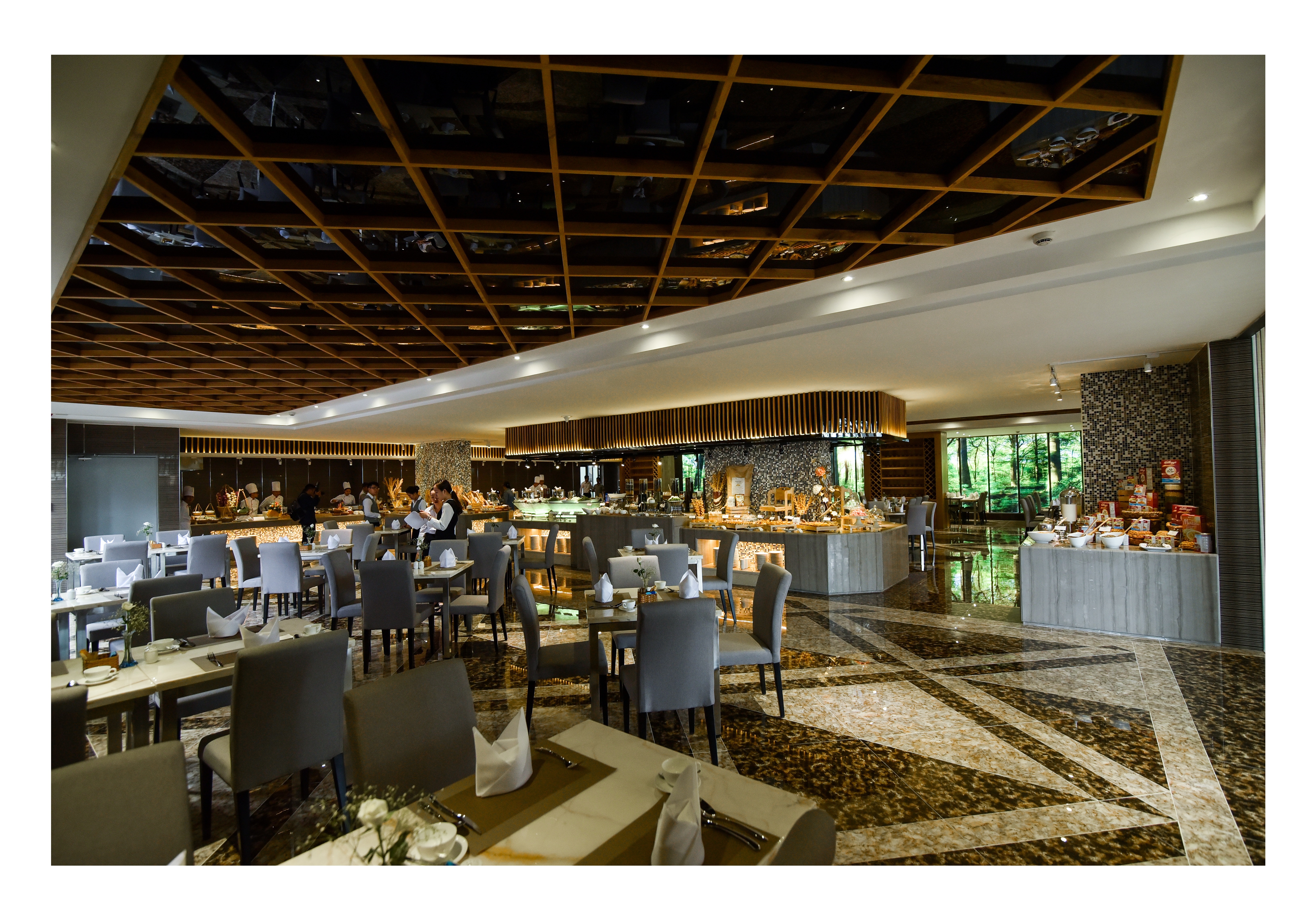 The Mira Central Park Hotel