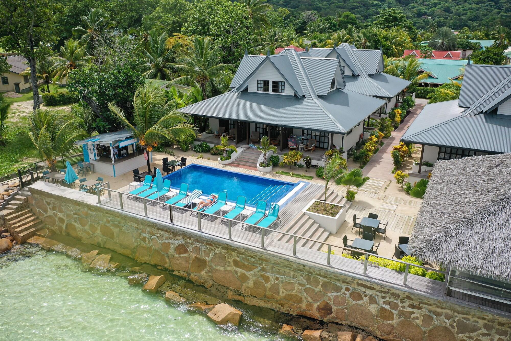 Le Nautique Luxury Waterfront Hotel, Restaurant & Bar by null