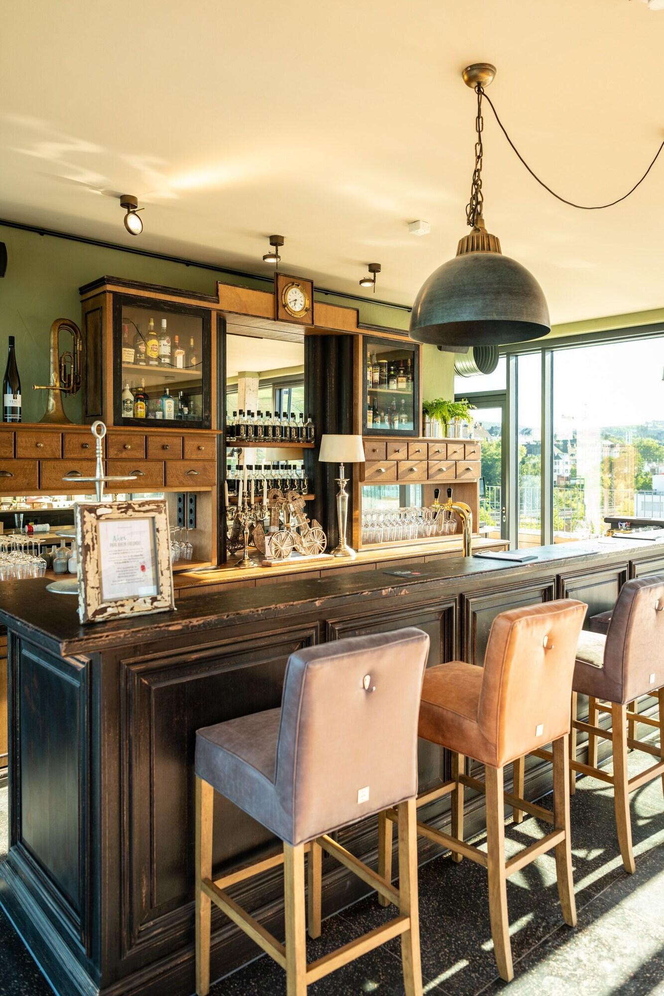 Neu Papa Rhein By Bollands Hotels