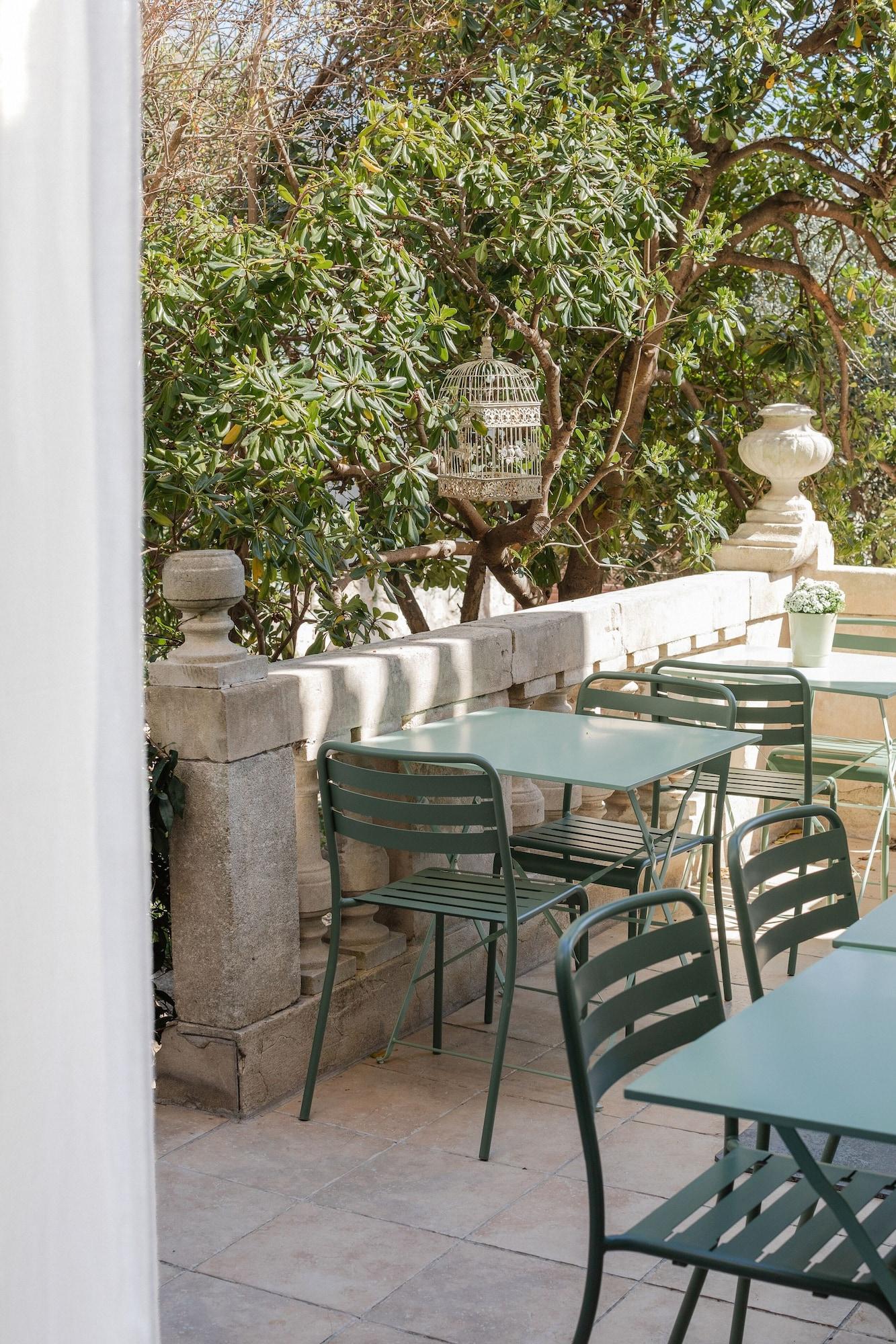 Maison Douce Arles by null