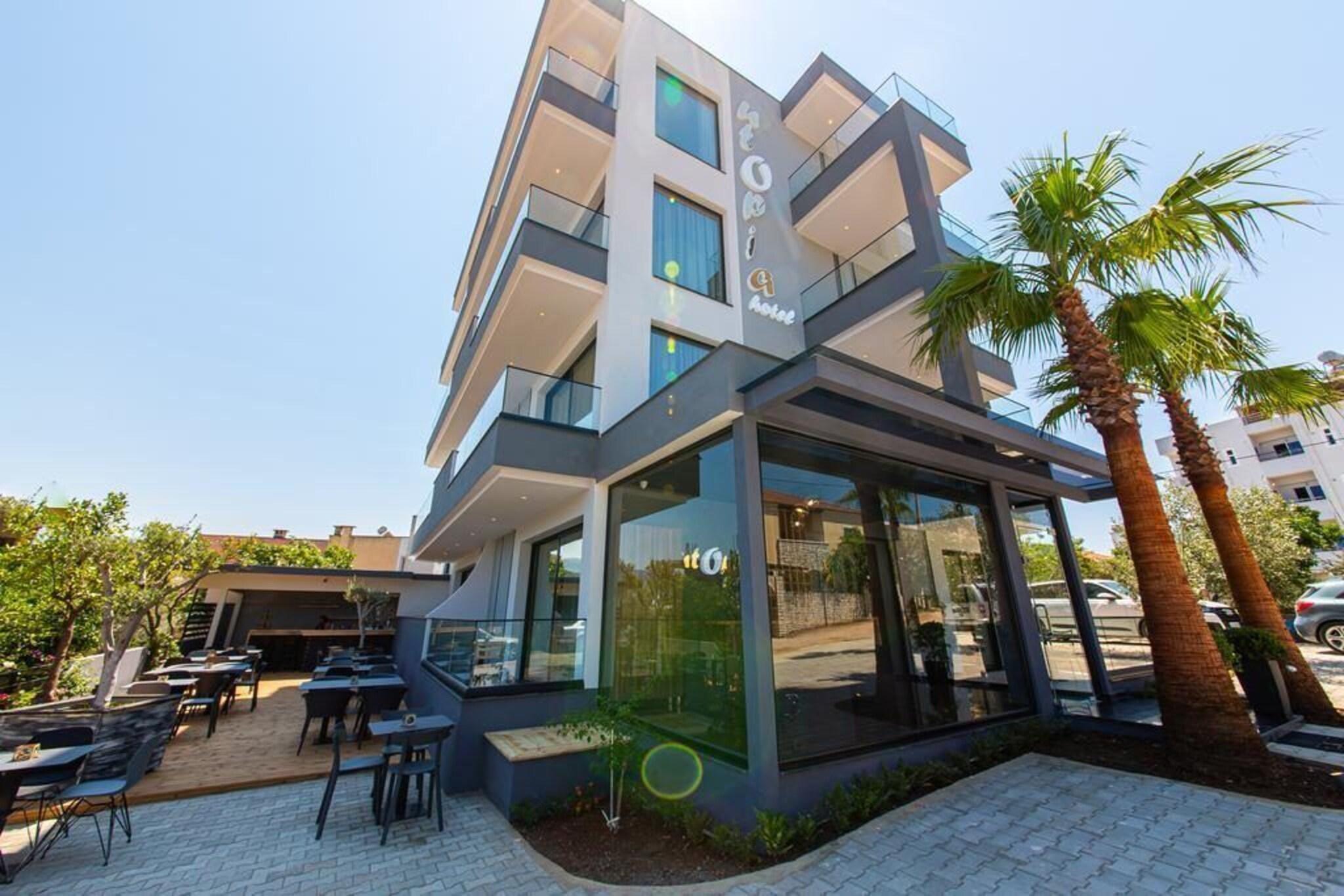 Hotel Utopia - photo