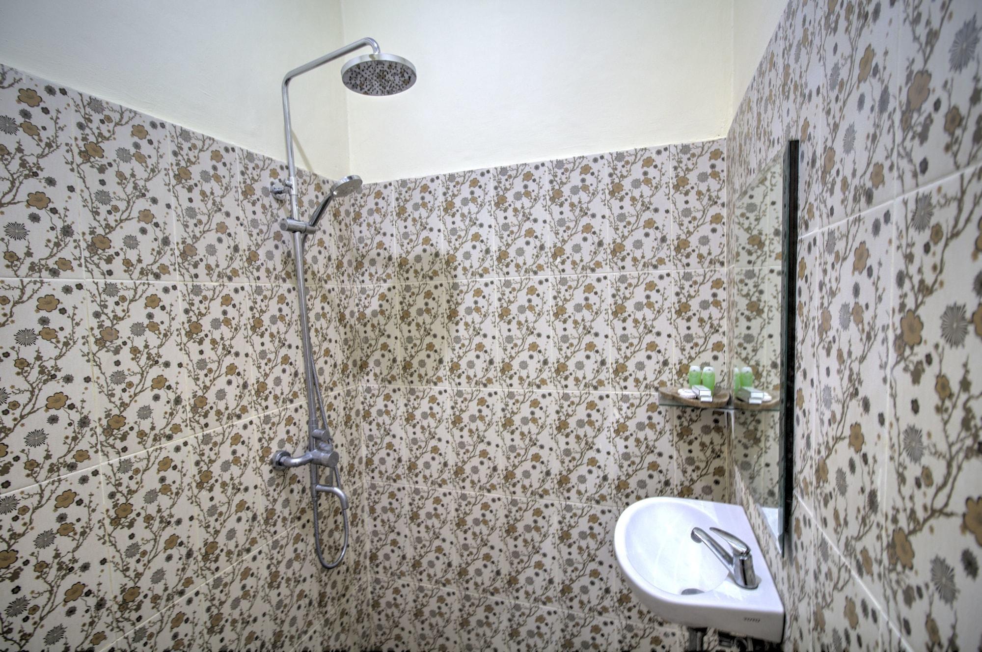 Nibugi Guest House