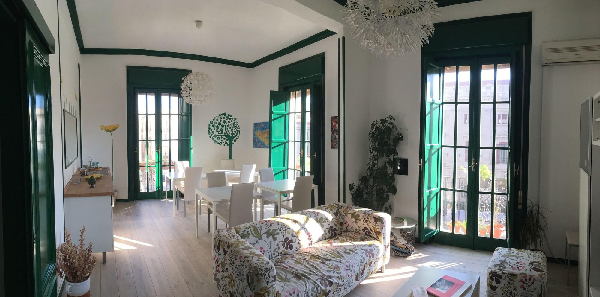 B&B Cosmopolitan