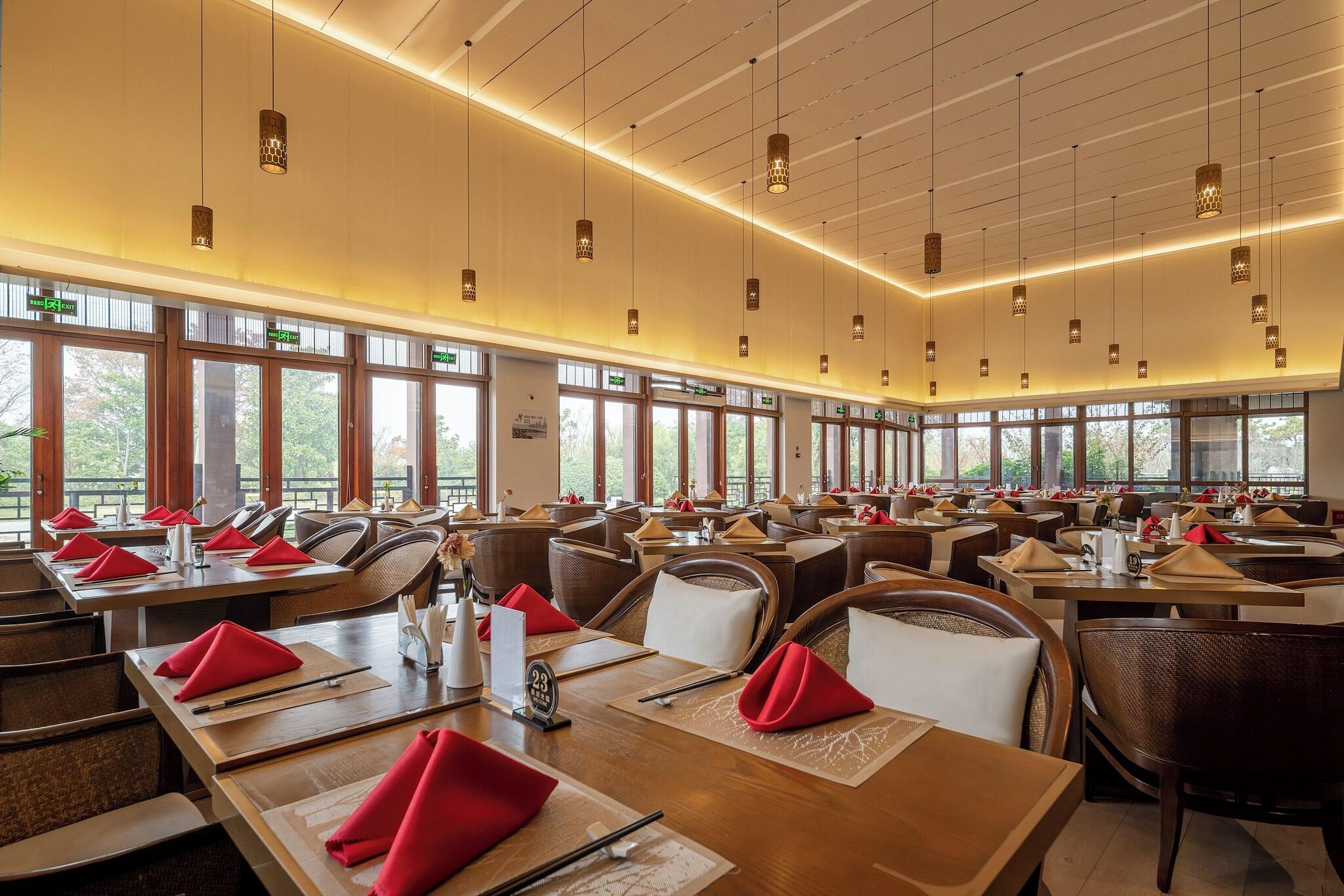 Seclusive Life Hot Spring Resort