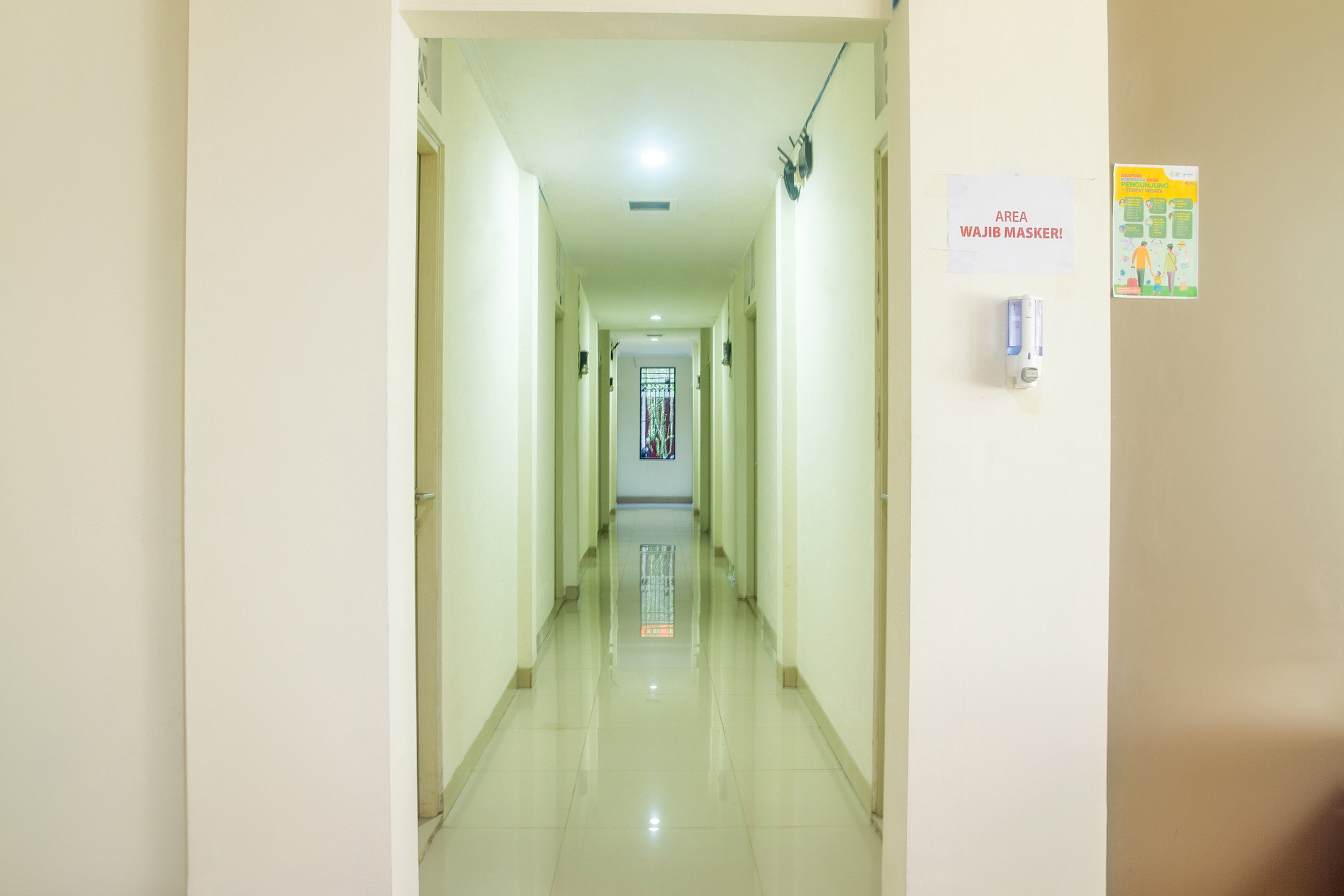 Public Area 4, Hotel O Jakarta near One Belpark Mall, South Jakarta
