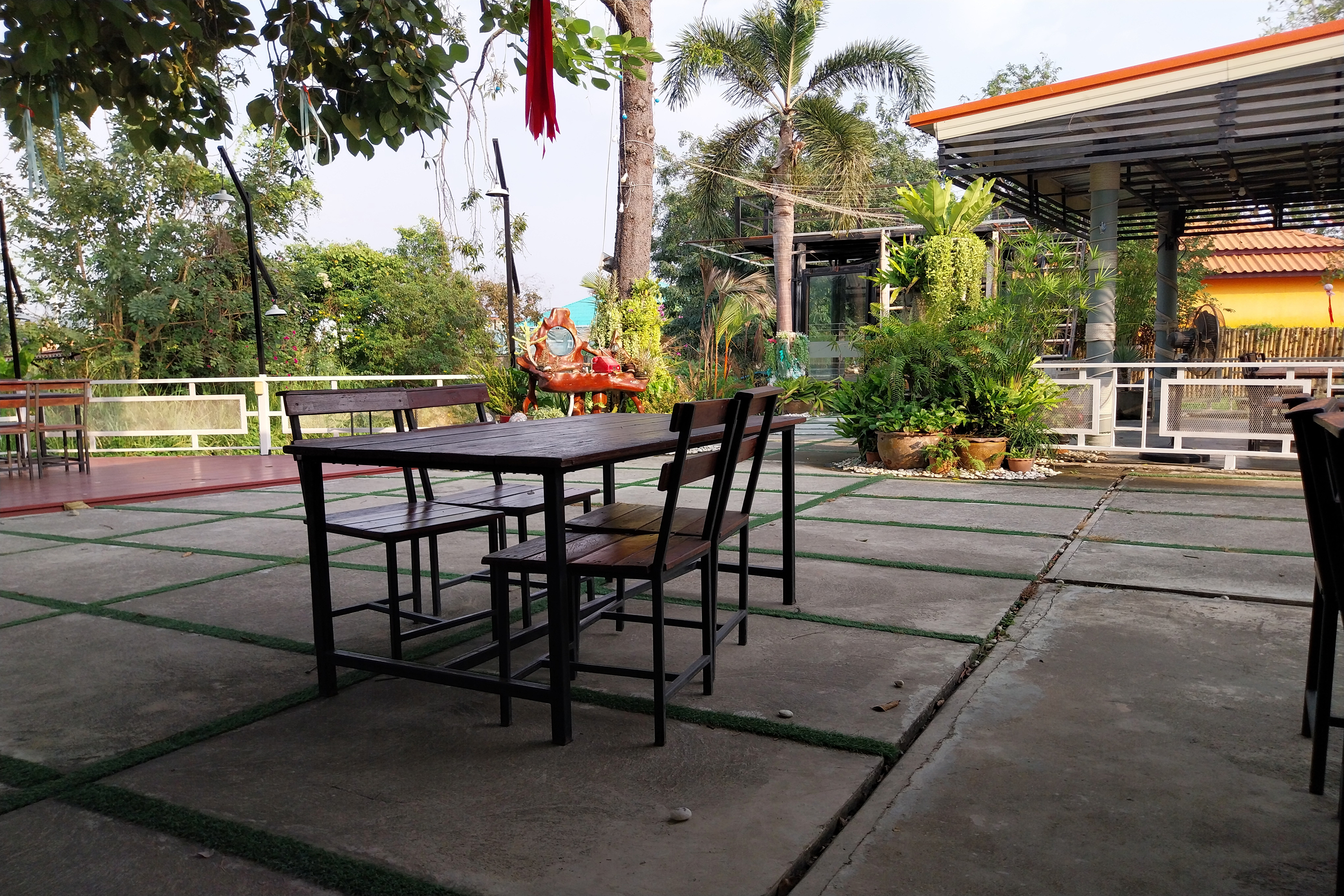 Review Resort by ZUZU
