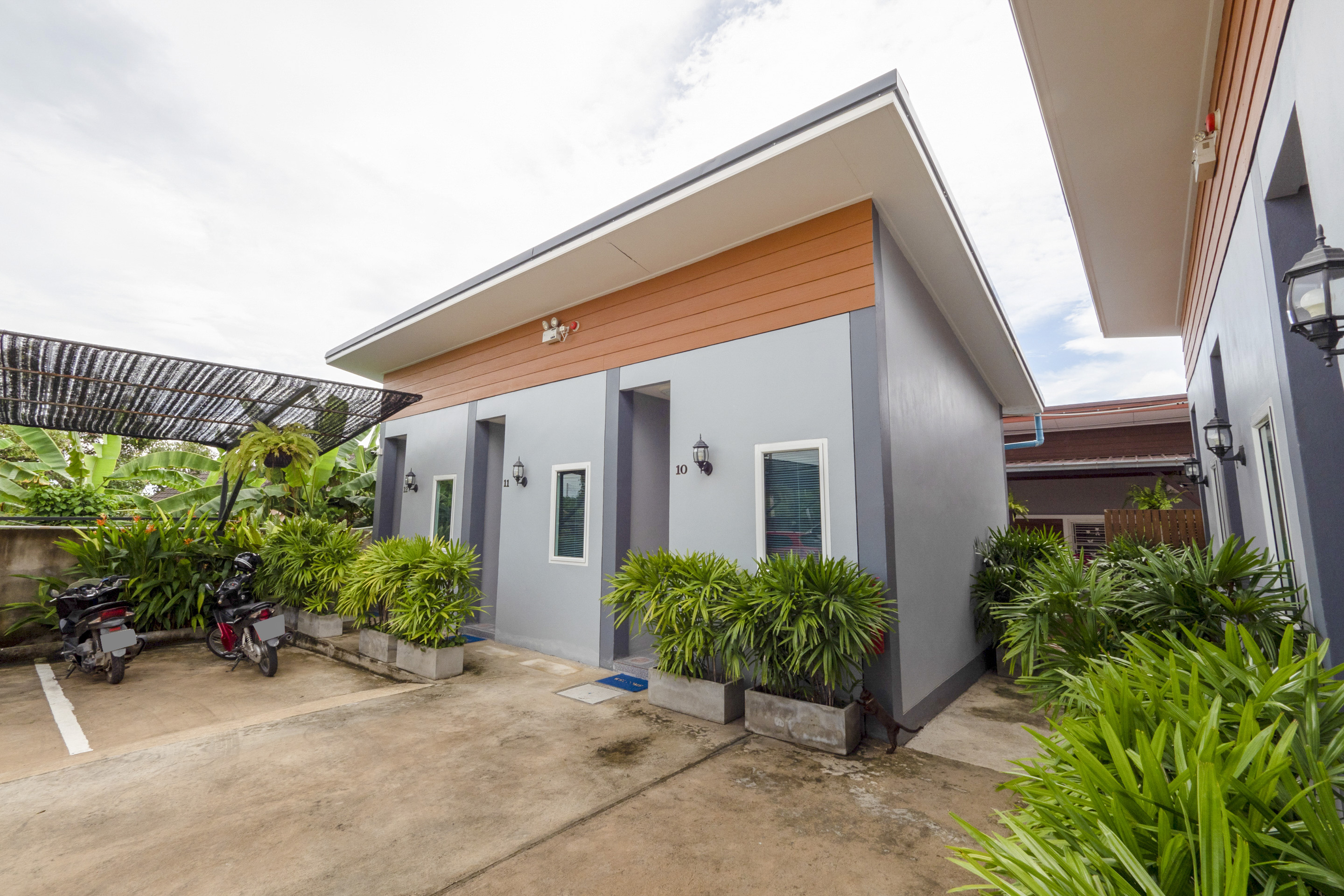 1121 Phuree Resort