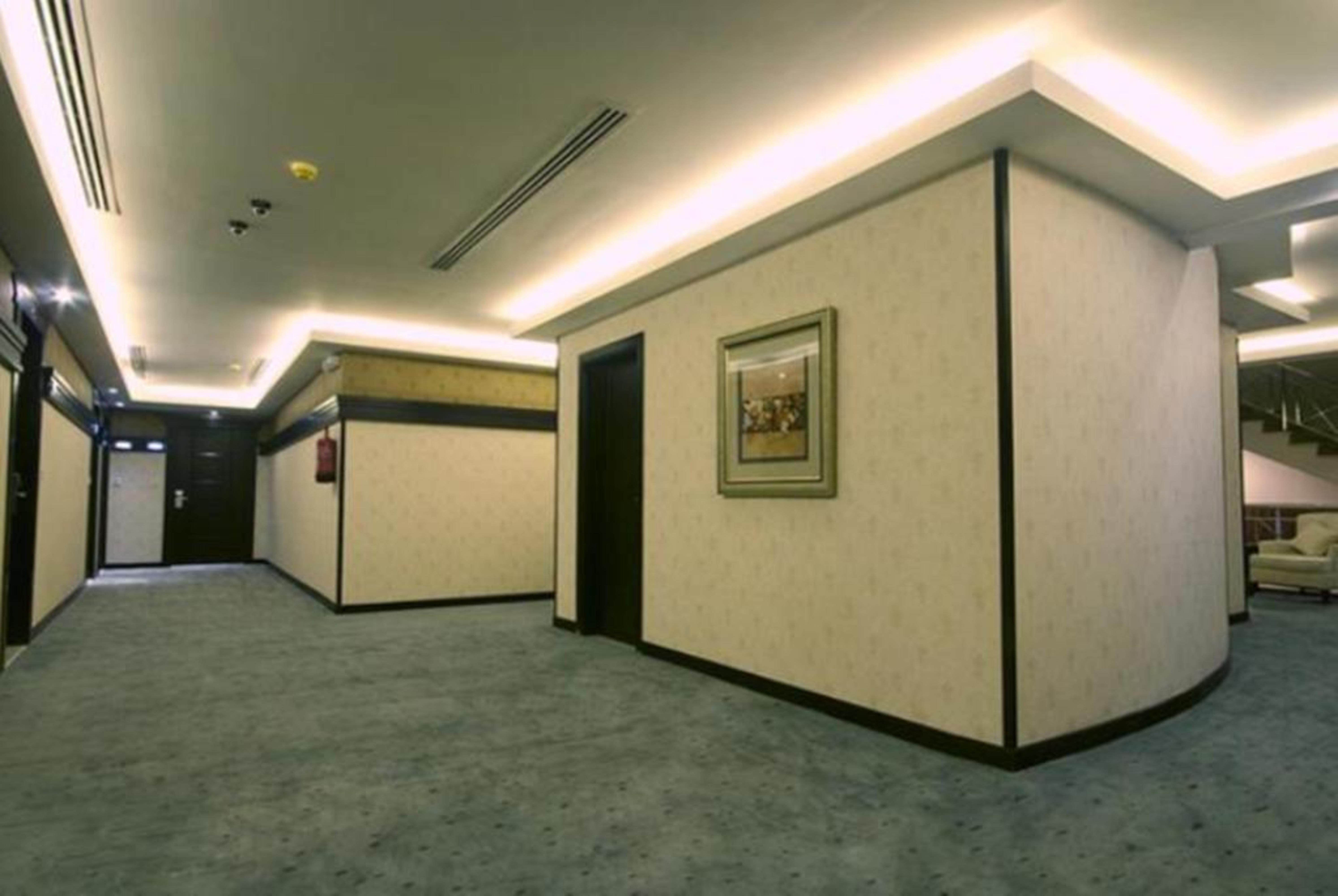 502 Sanam Hotel Suites - Riyadh