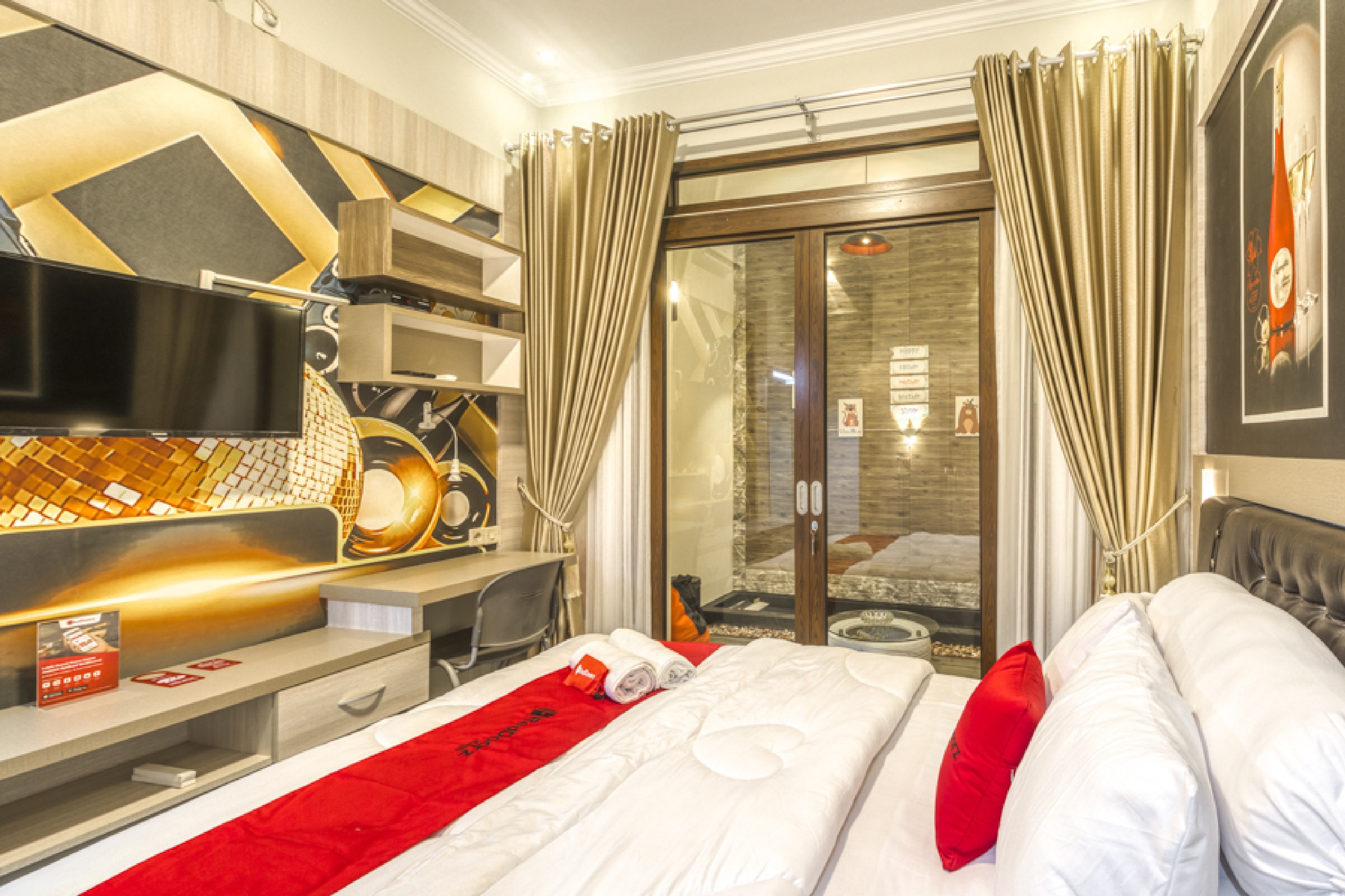 RedDoorz Plus near Gembira Loka Zoo 2
