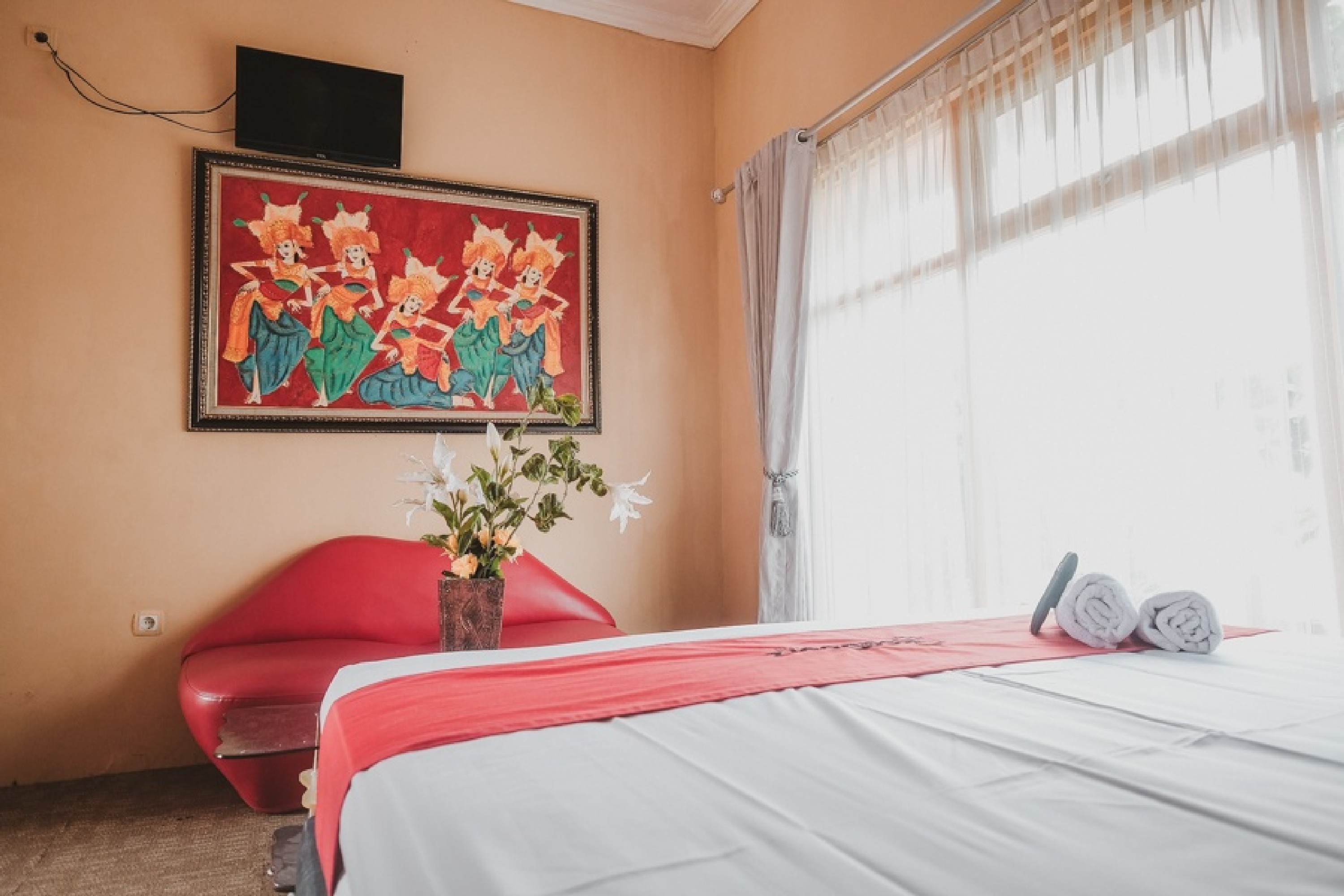 RedDoorz near Plaza Ambarukmo