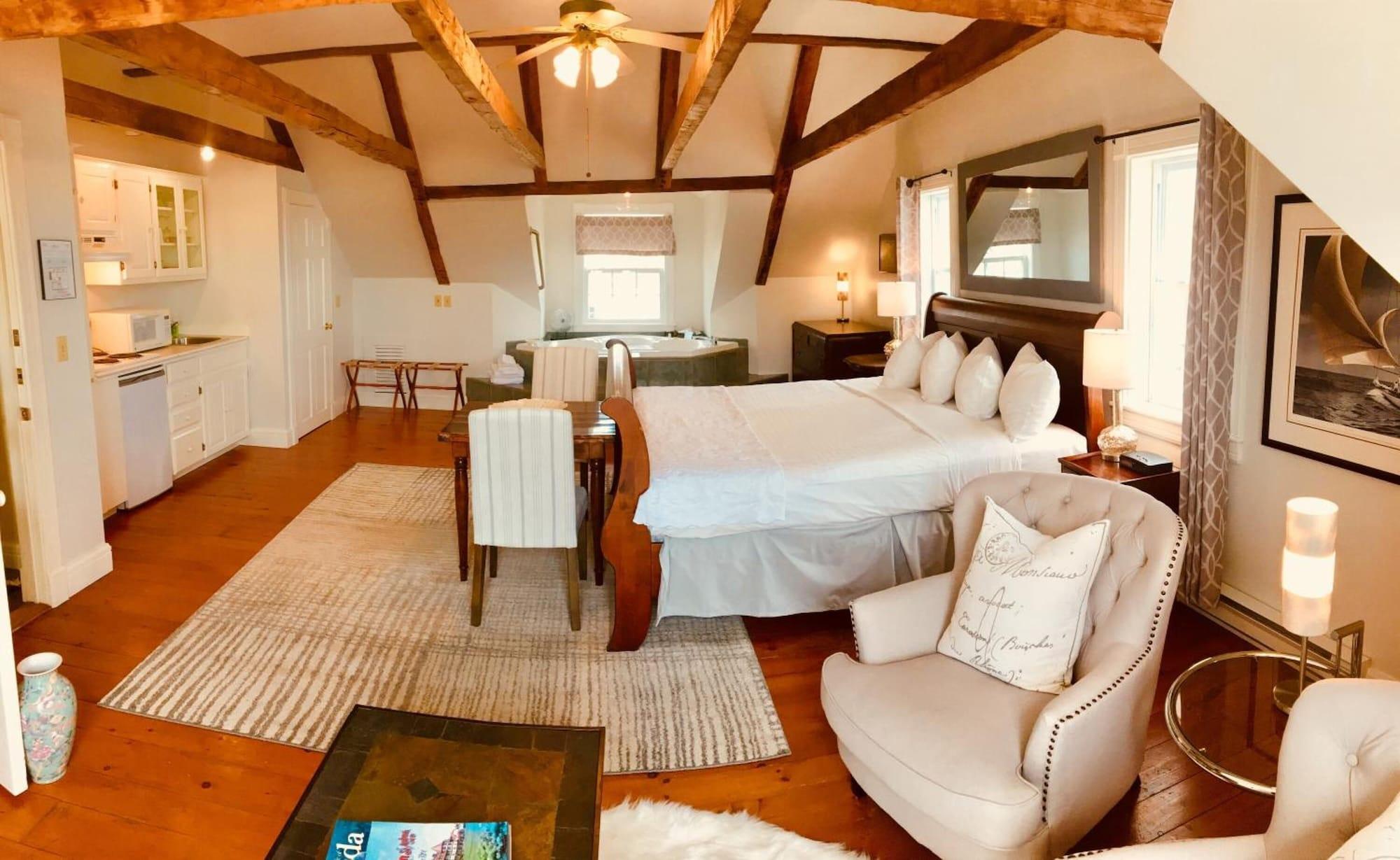 Treadwell Inn/ Chandler Room Wine Bar & Kitchen by null