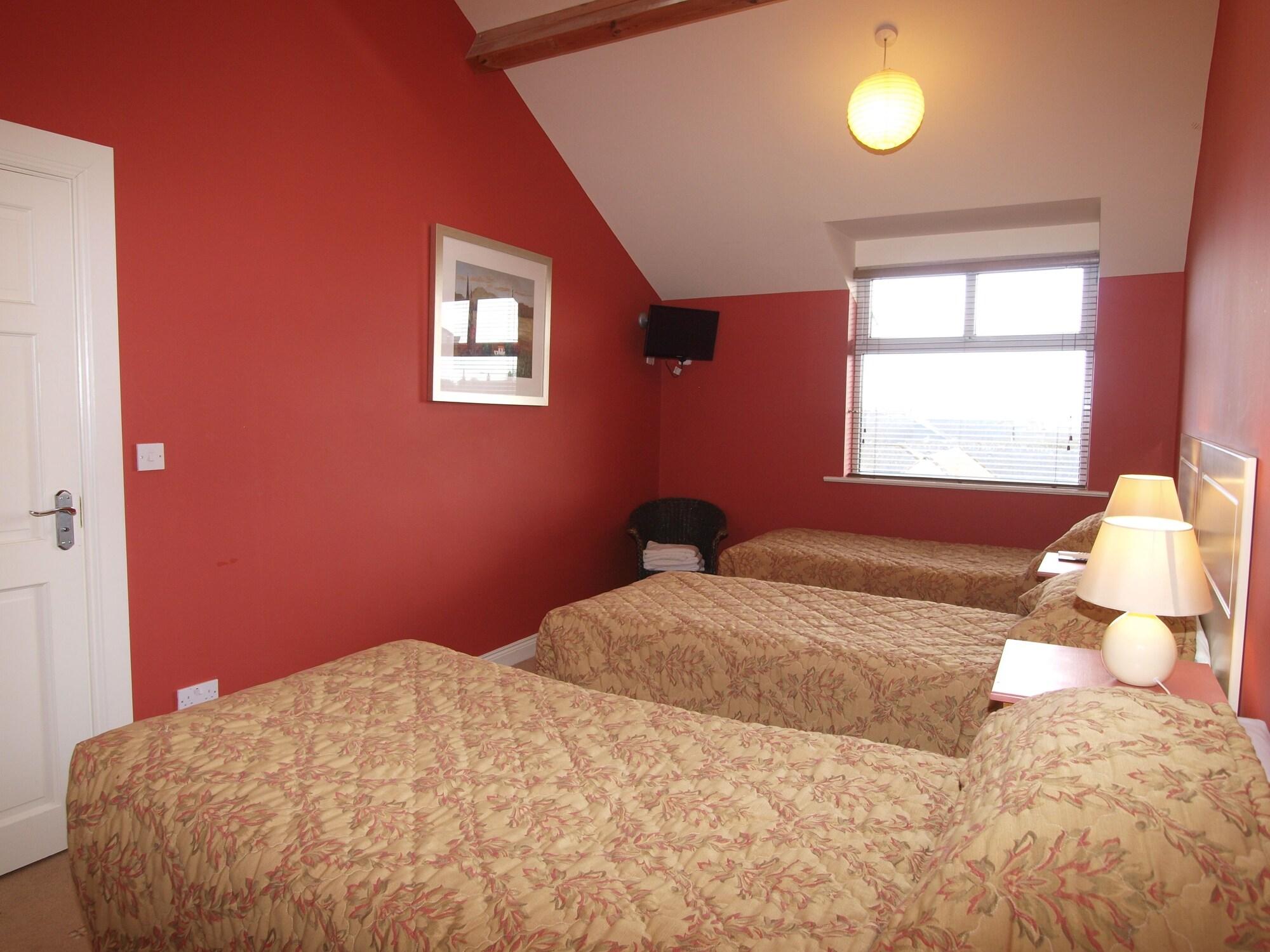 Gleeson's Roscommon (Hotel) by null