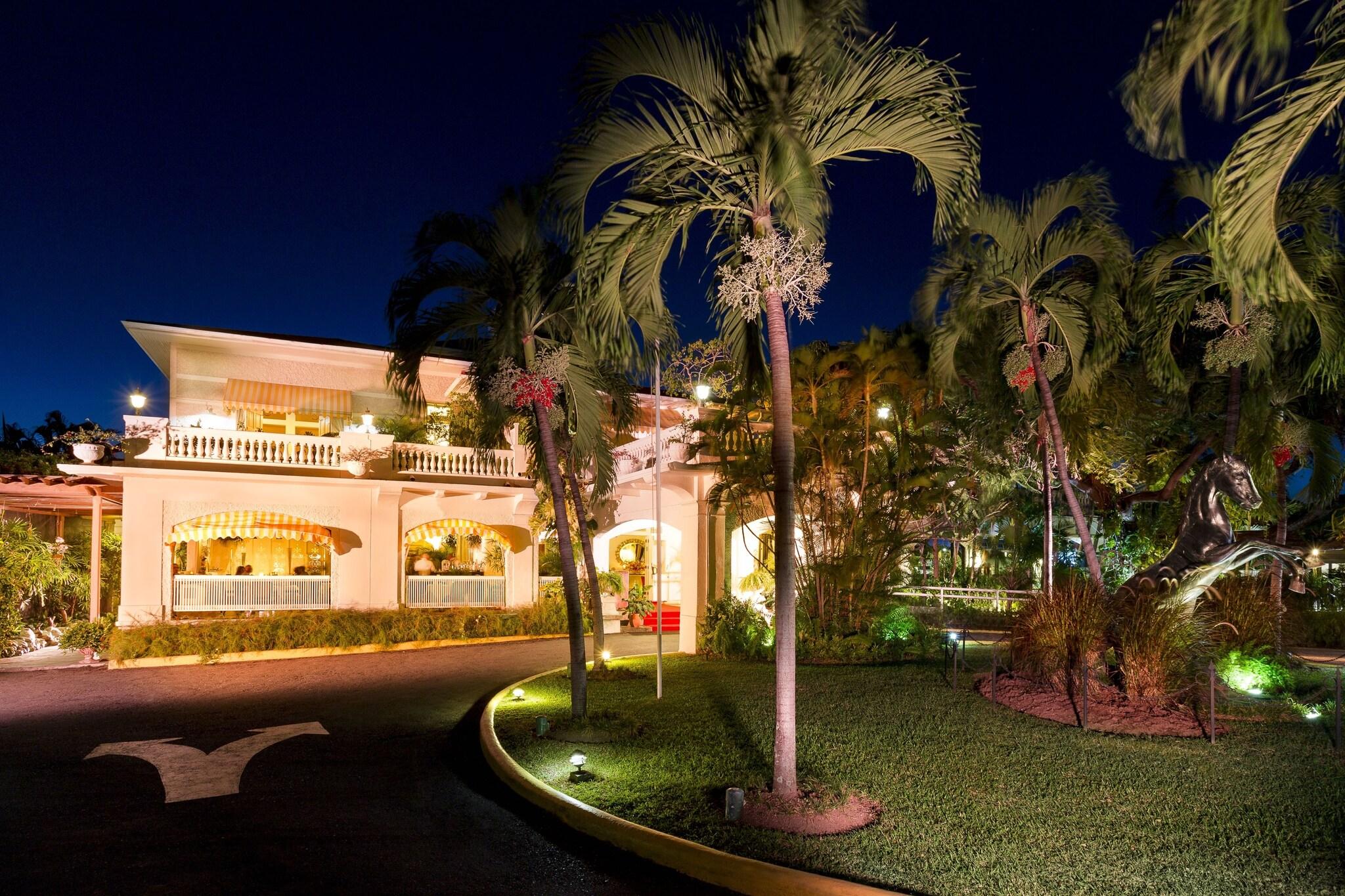 Terra Nova All Suite Hotel Jamaica image