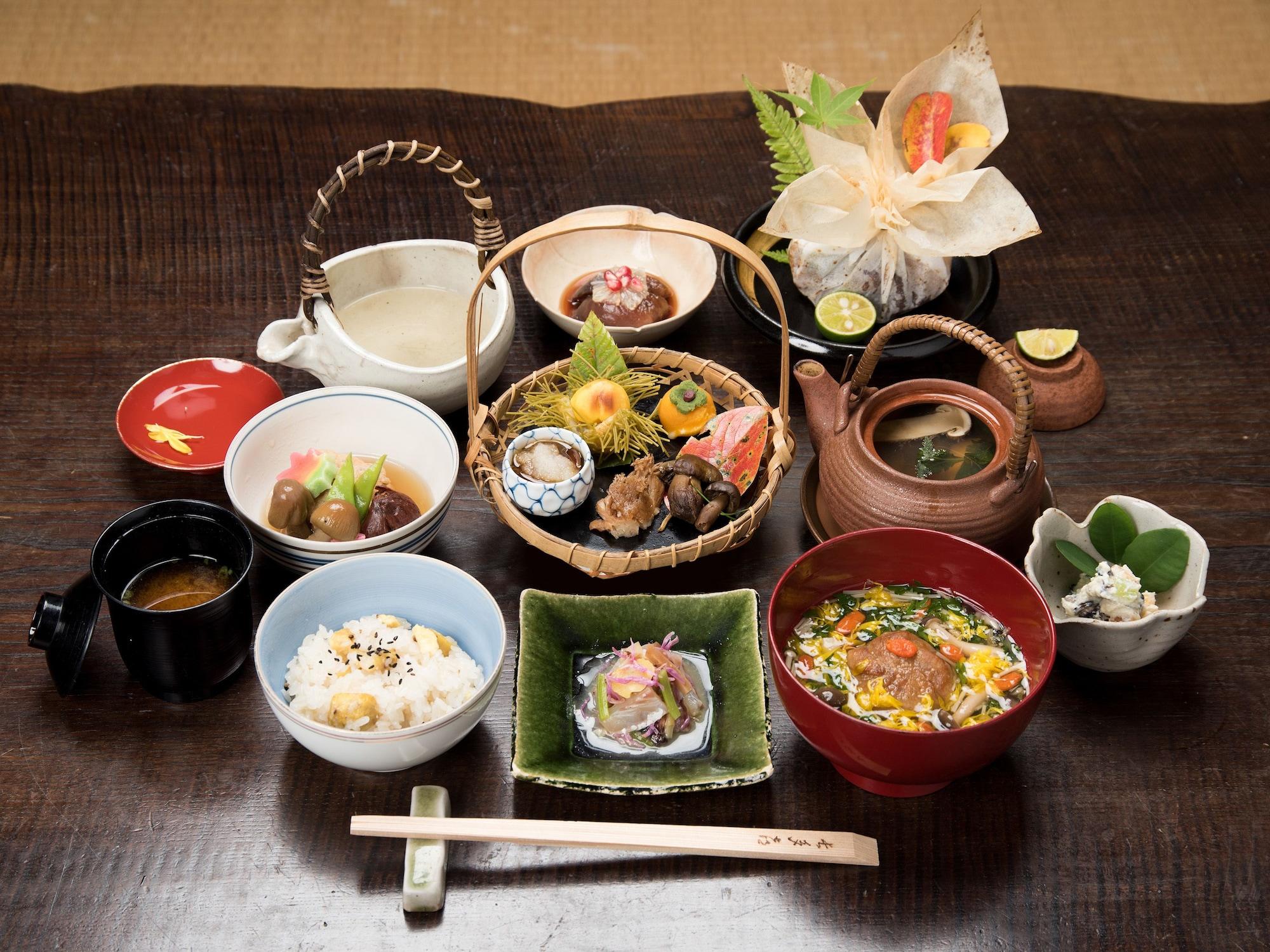 Nagataki Nakatsugawa by null