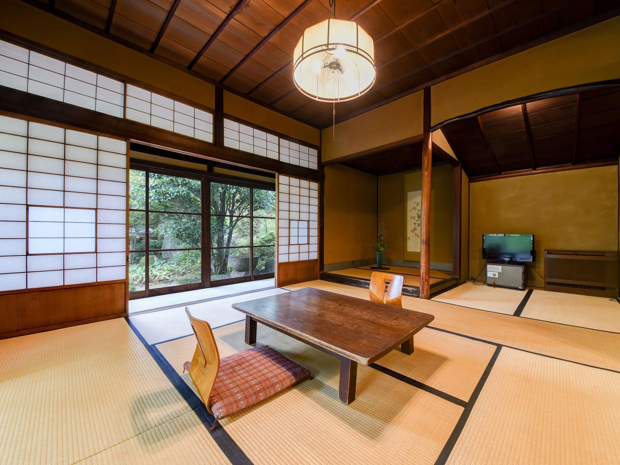 Nagataki Nakatsugawa by null