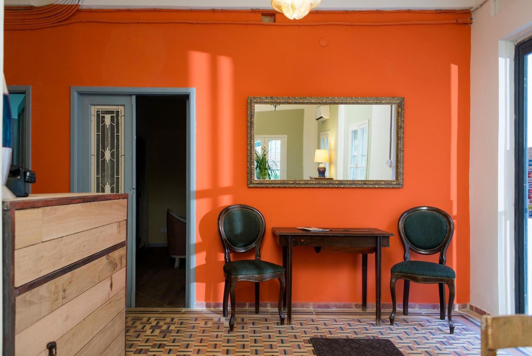 The Grand Meshmosh Hotel