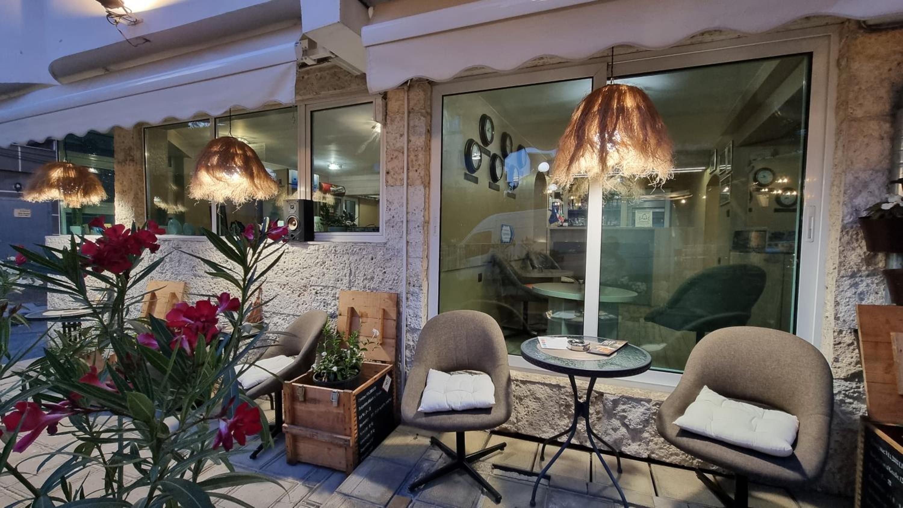 Hotel Jeweller