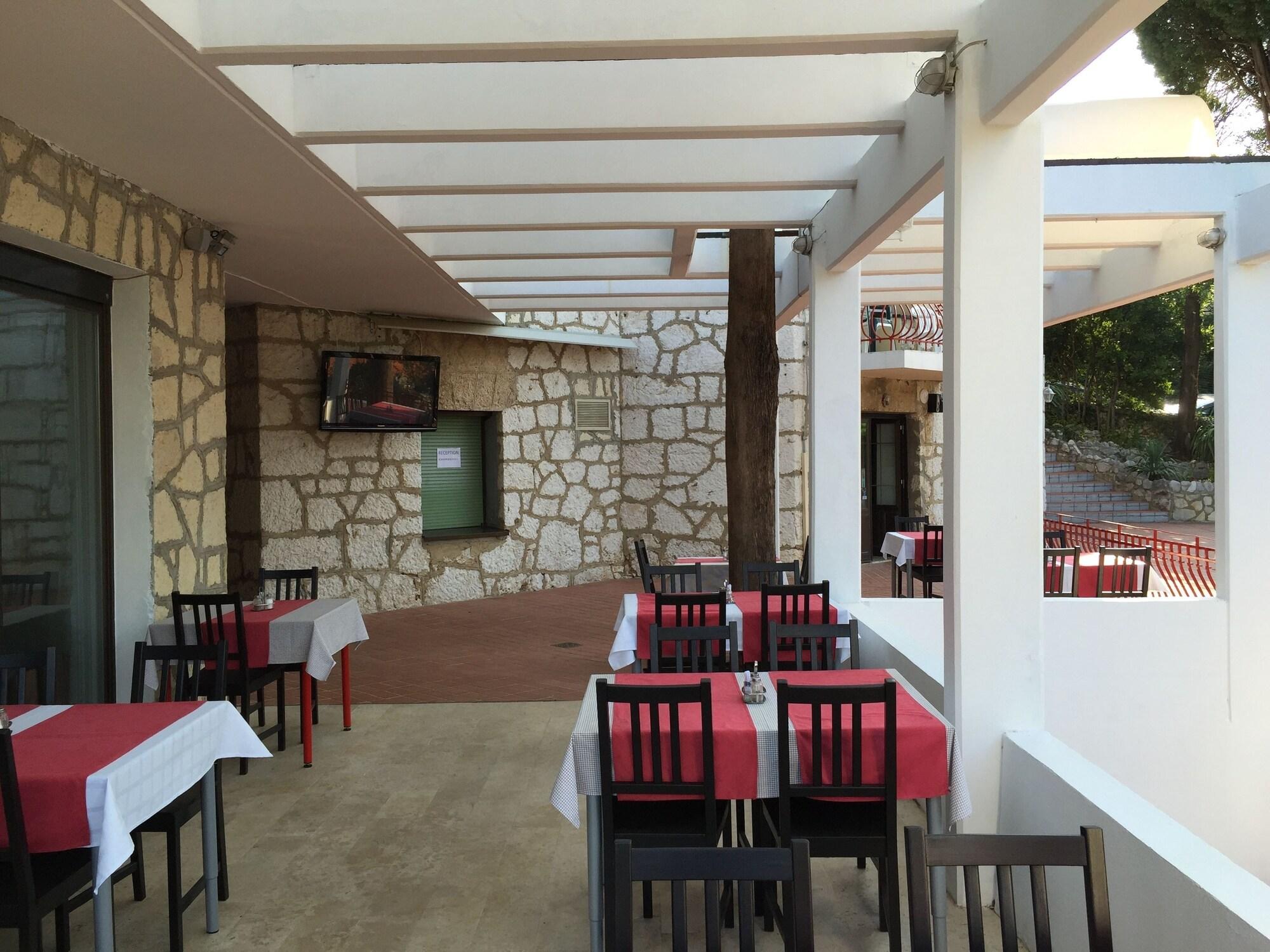 Hotel Ruža
