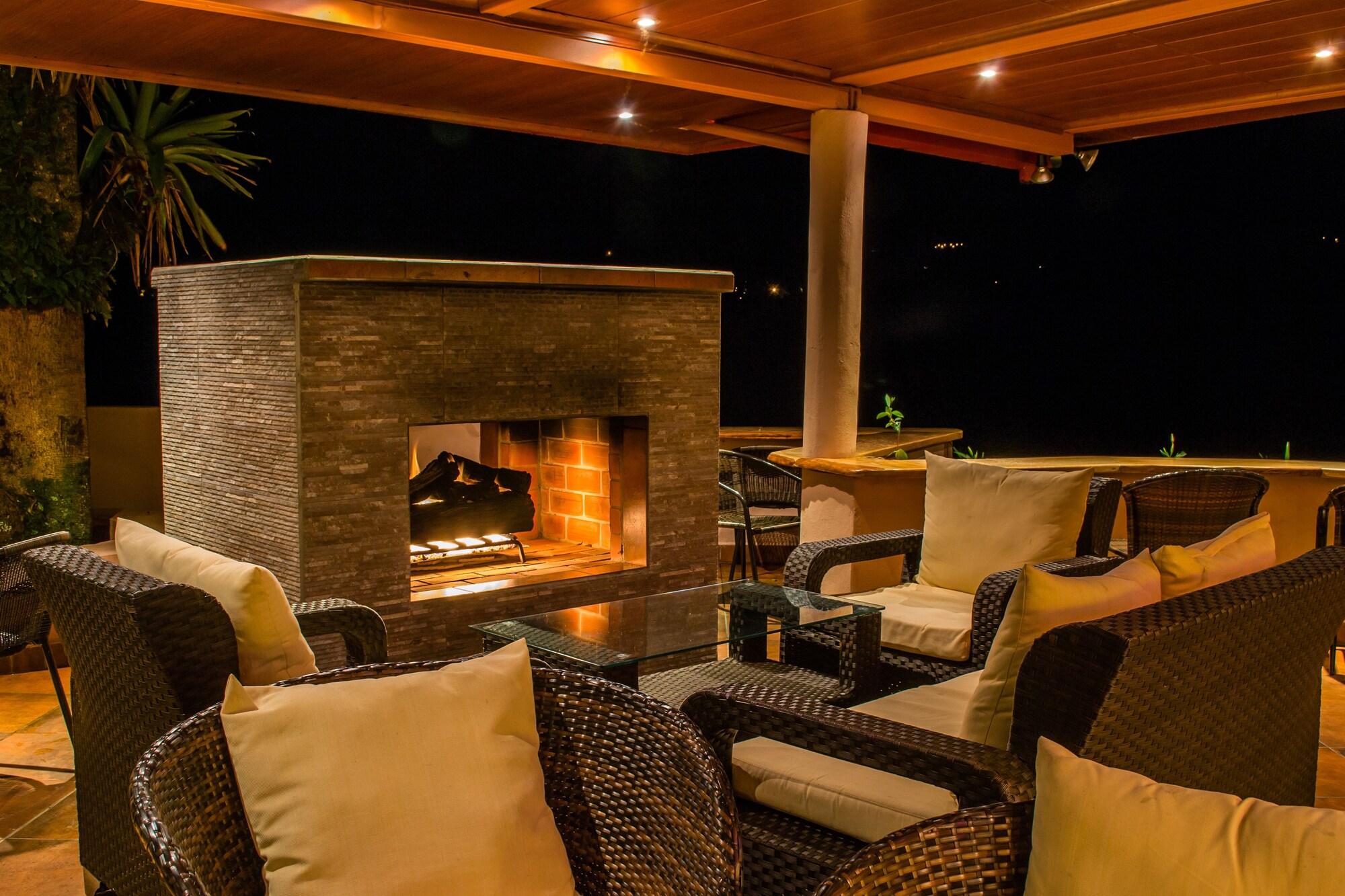 The Inn at Palo Alto by null