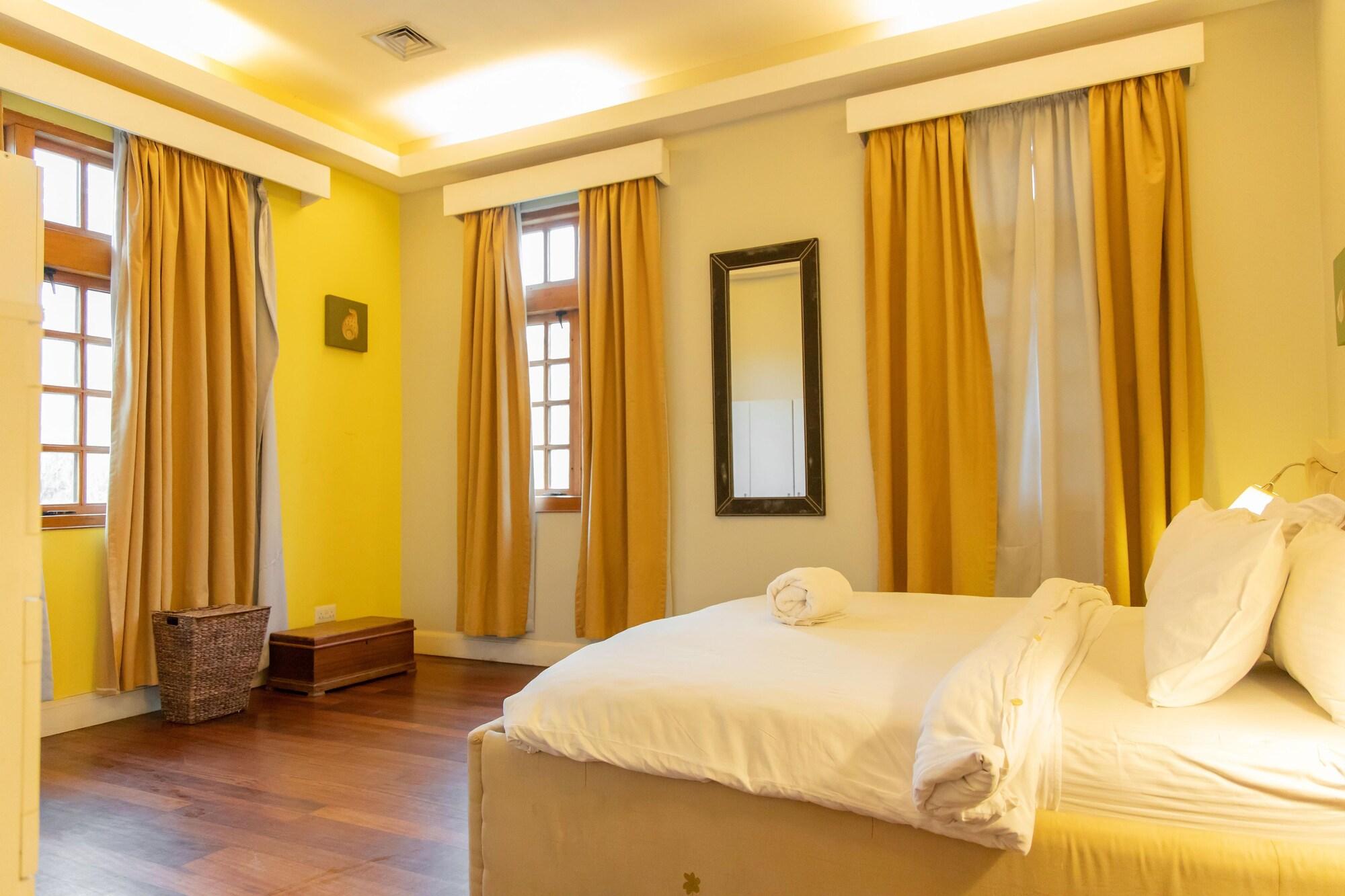 OLMA Colonial Suites by null