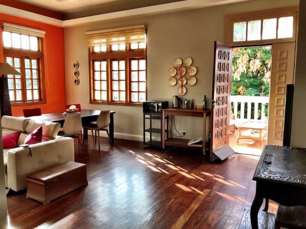 OLMA Colonial Suites by null