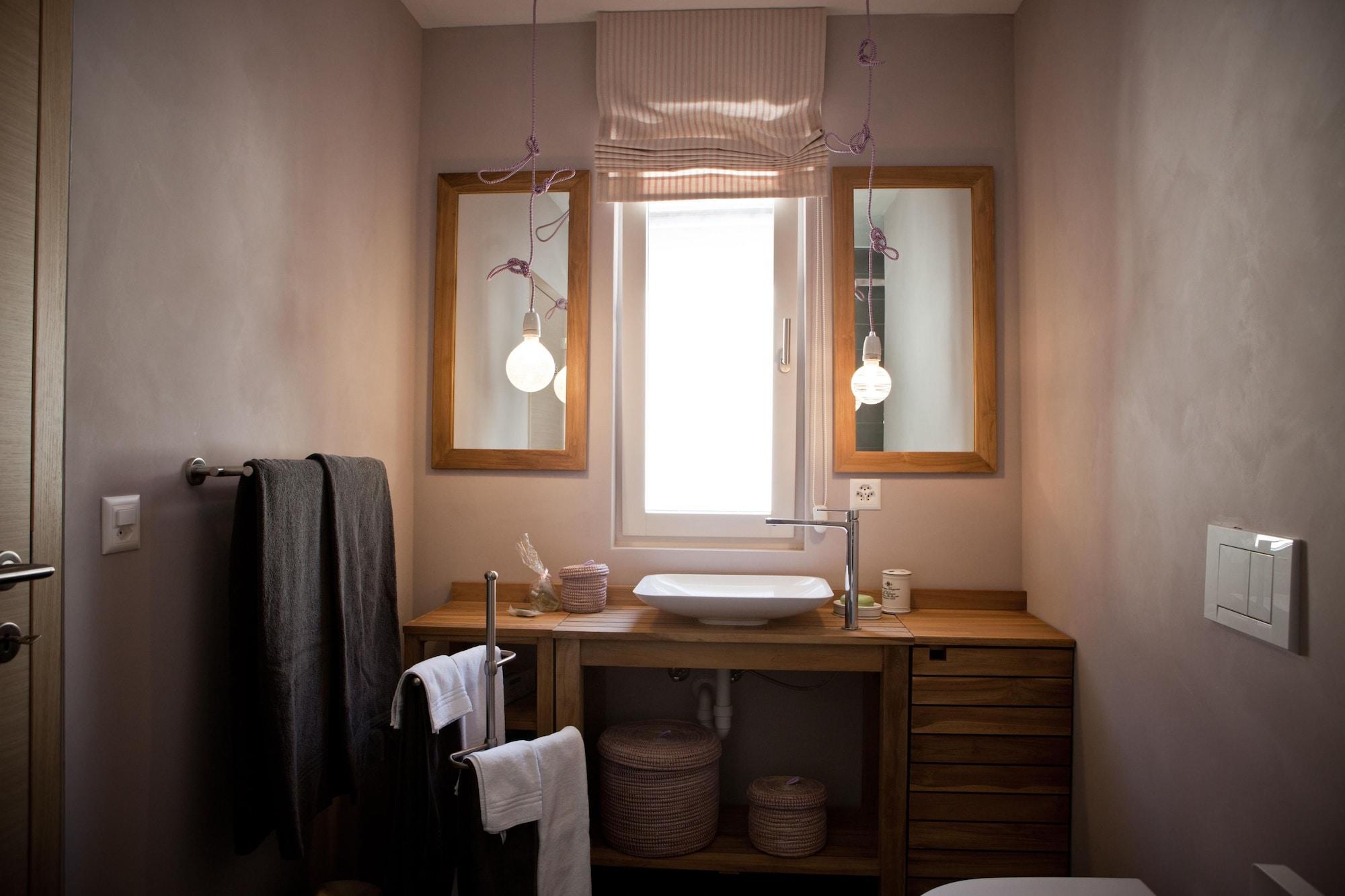 Le Coq Chantant - Saint-Livres by null