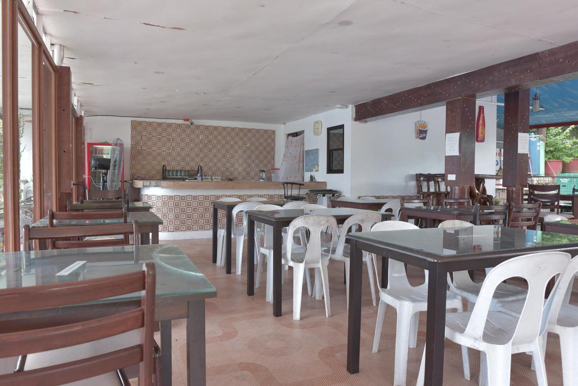 Ang Tahanan Ni Aling Meding Hotel