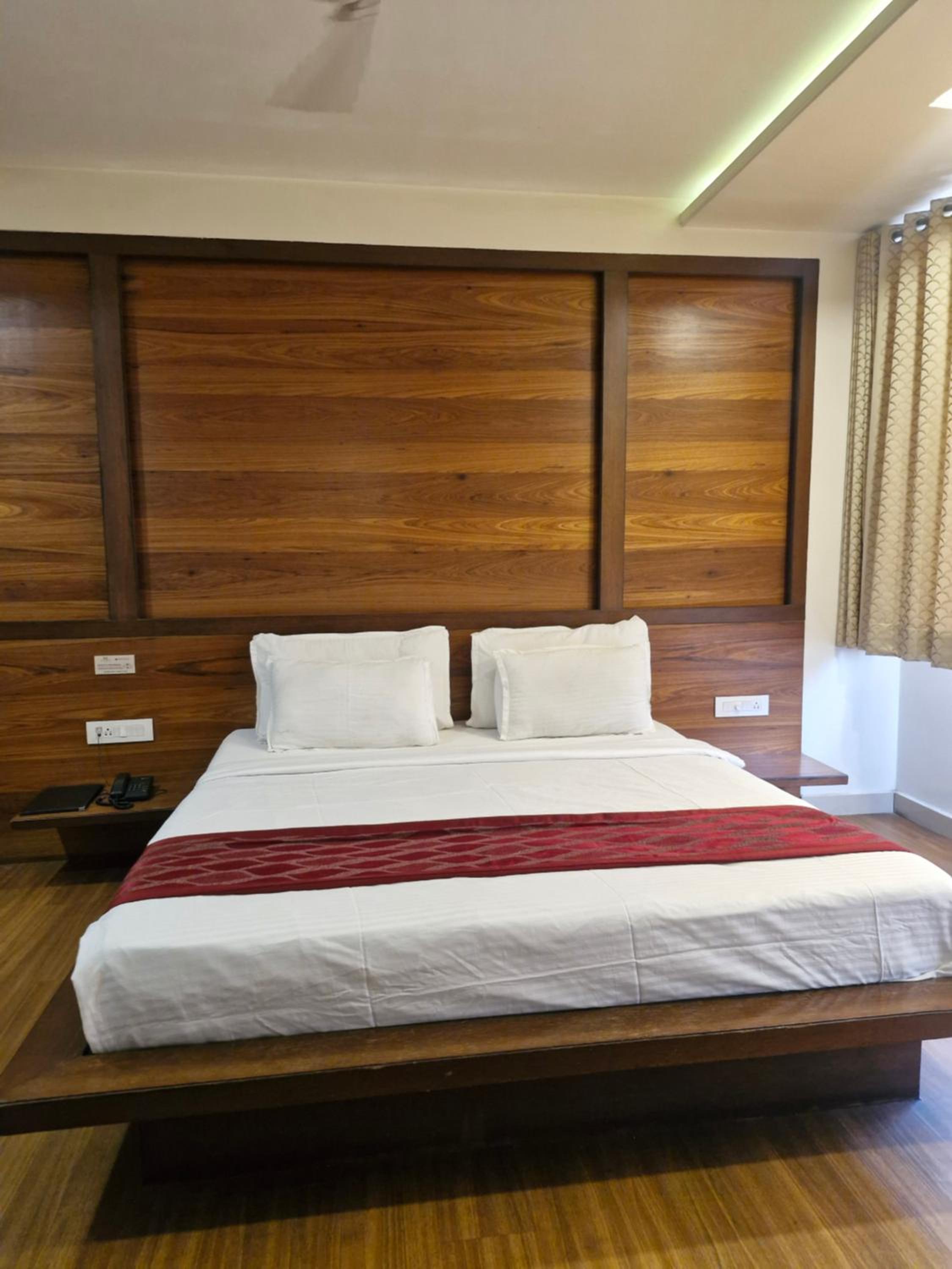 Hotel Radiant