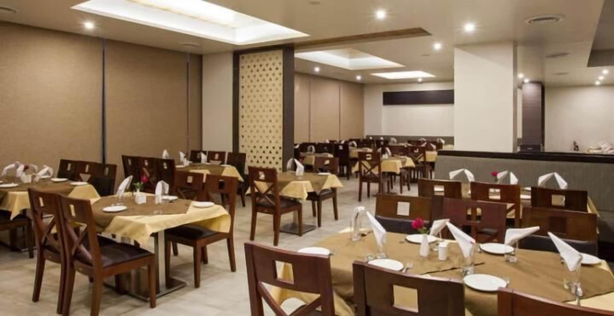 Hotel Rasika Renaissance
