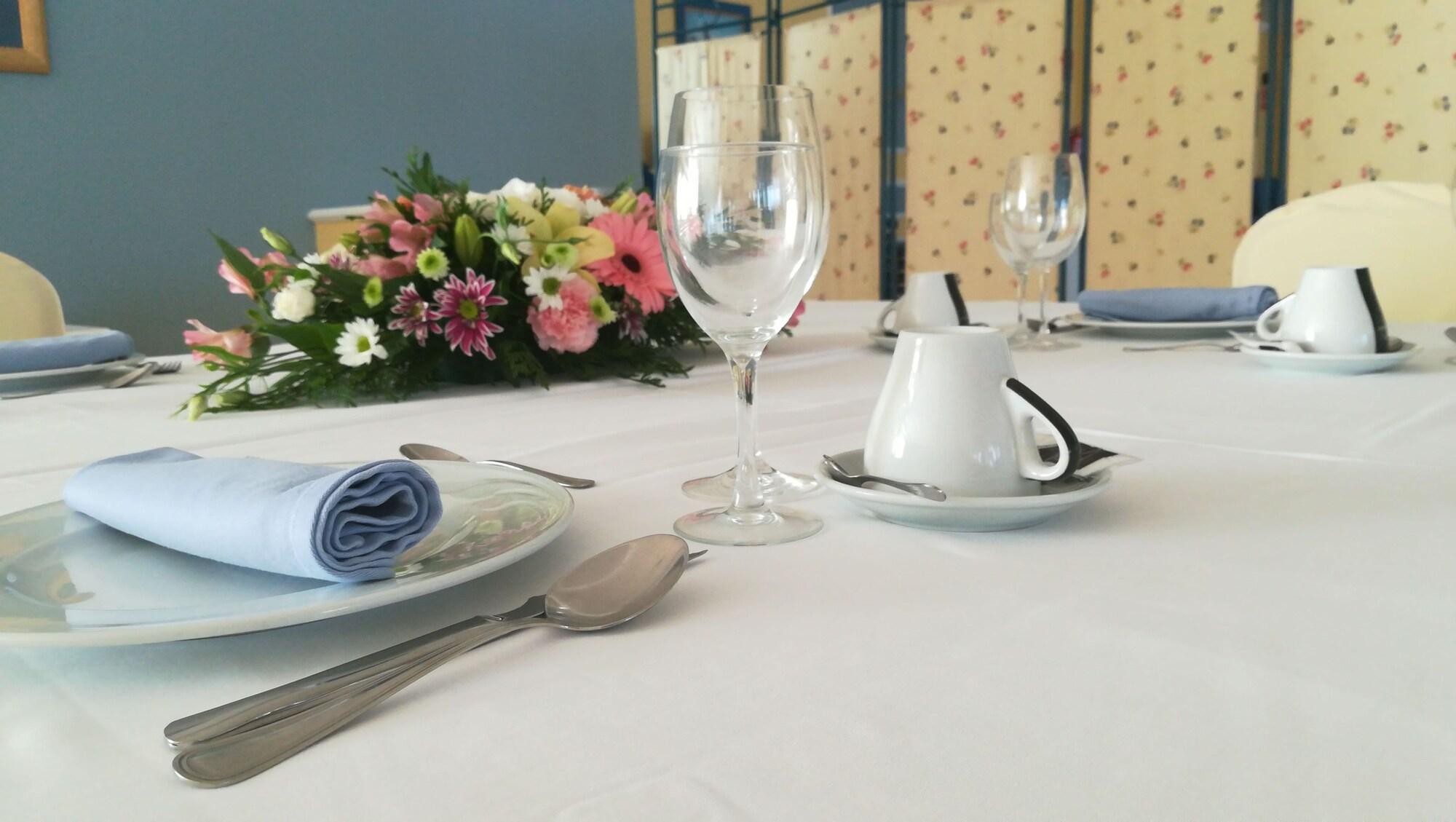 Hotel Alonso De Monroy