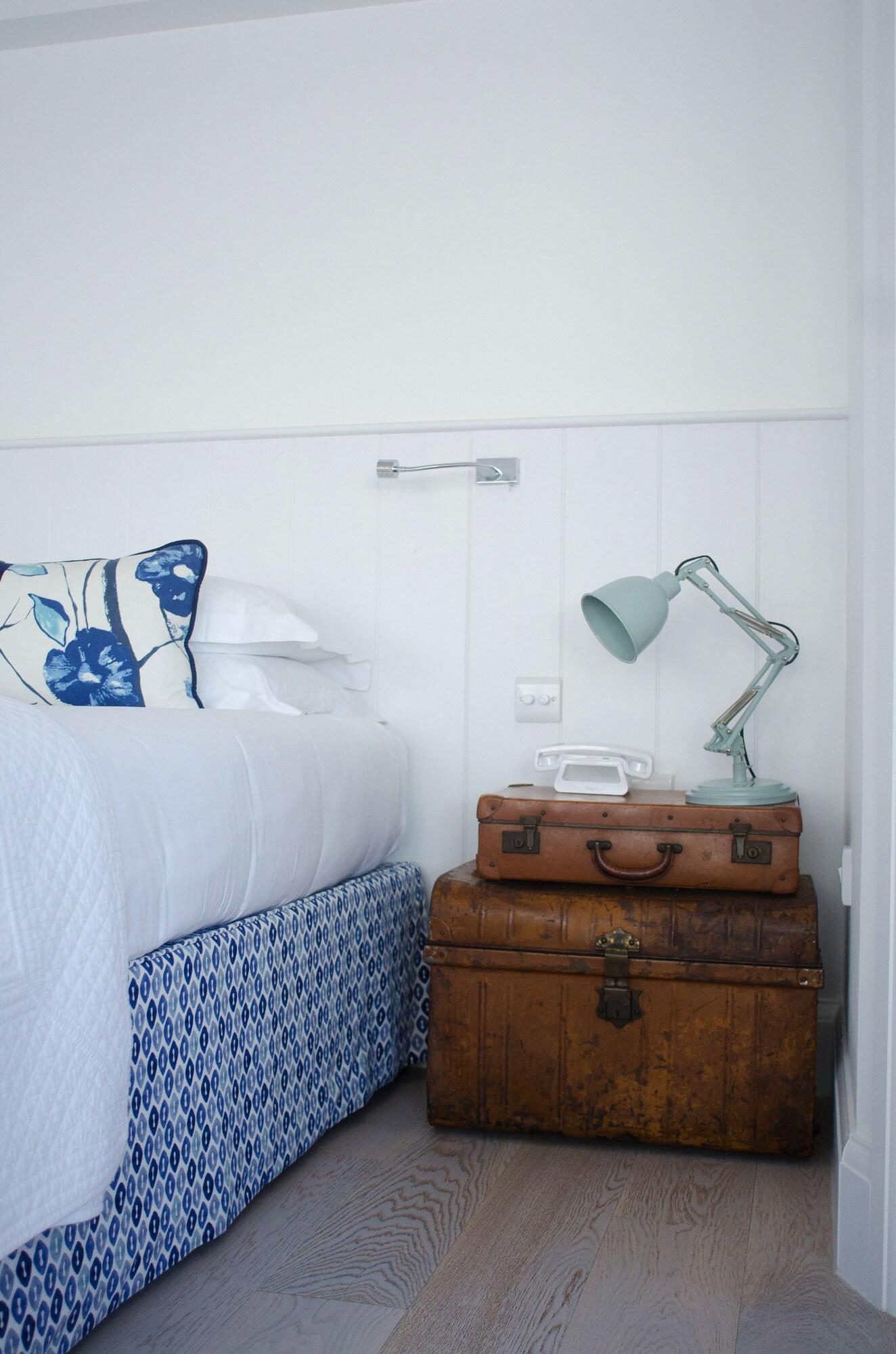 Trevose Harbour House by null