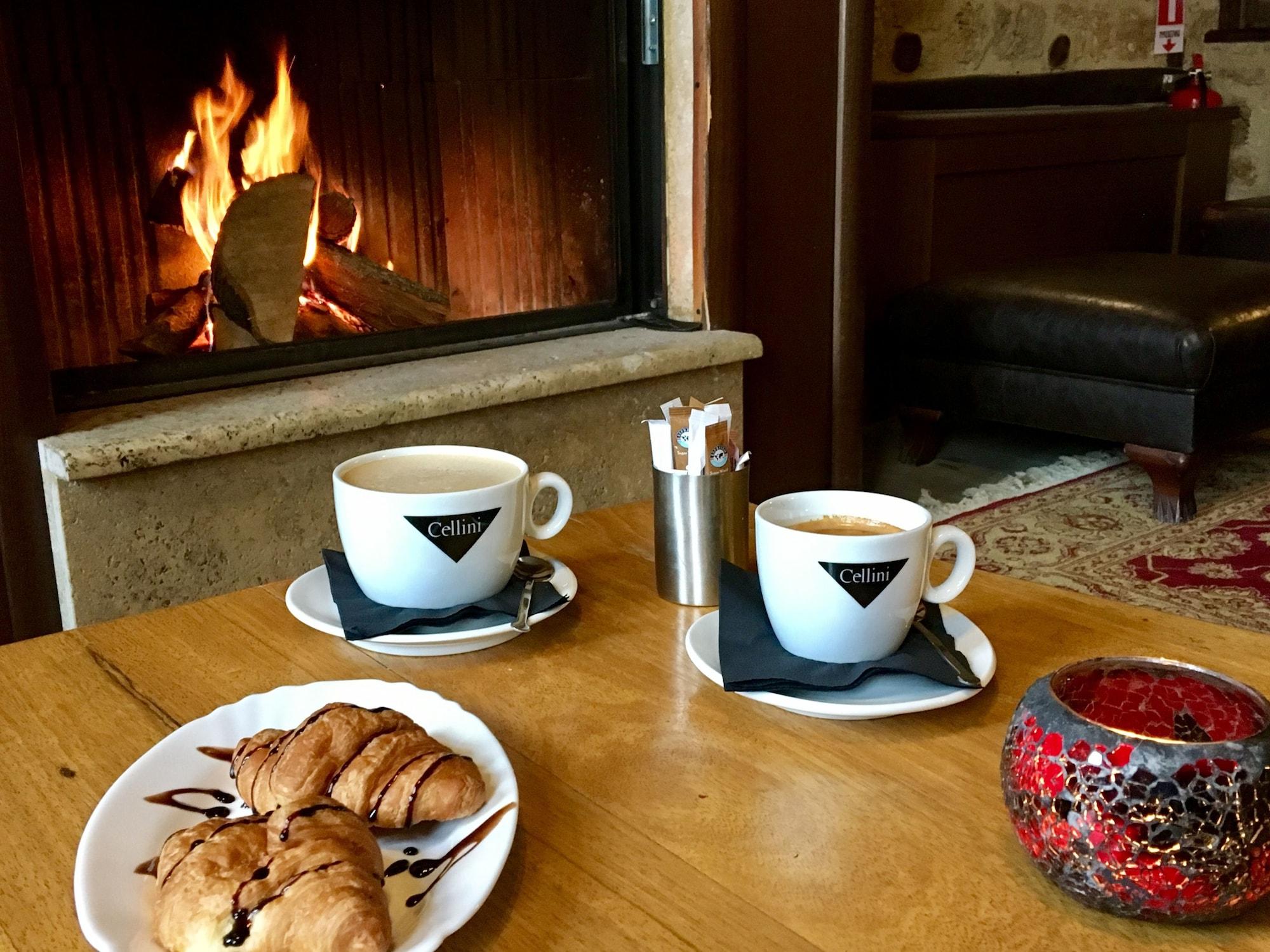 Varosi 4 Seasons by null