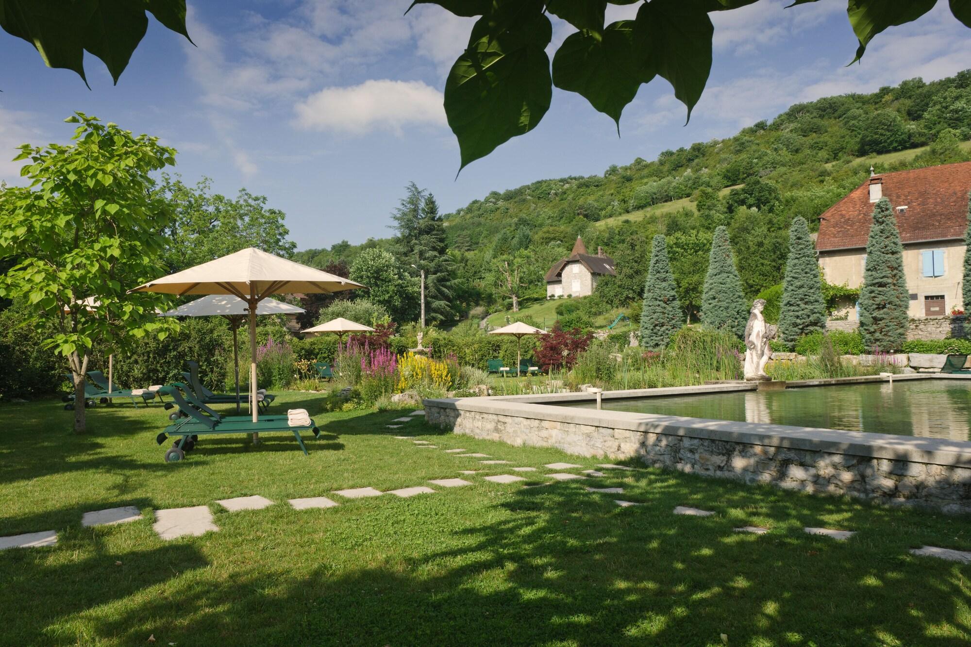 Château de Germigney, R&C 5 étoiles - Hôtel, Restaurant & Spa - Jura by null
