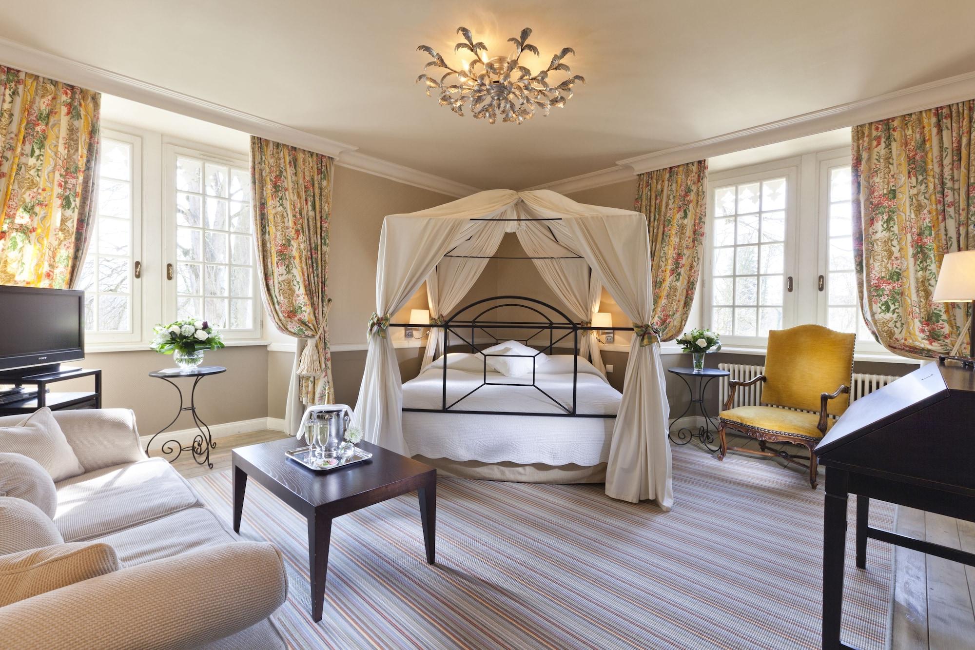 Château de Germigney, R&C 5 étoiles - Hôtel, Restaurant & Spa - Jura by null