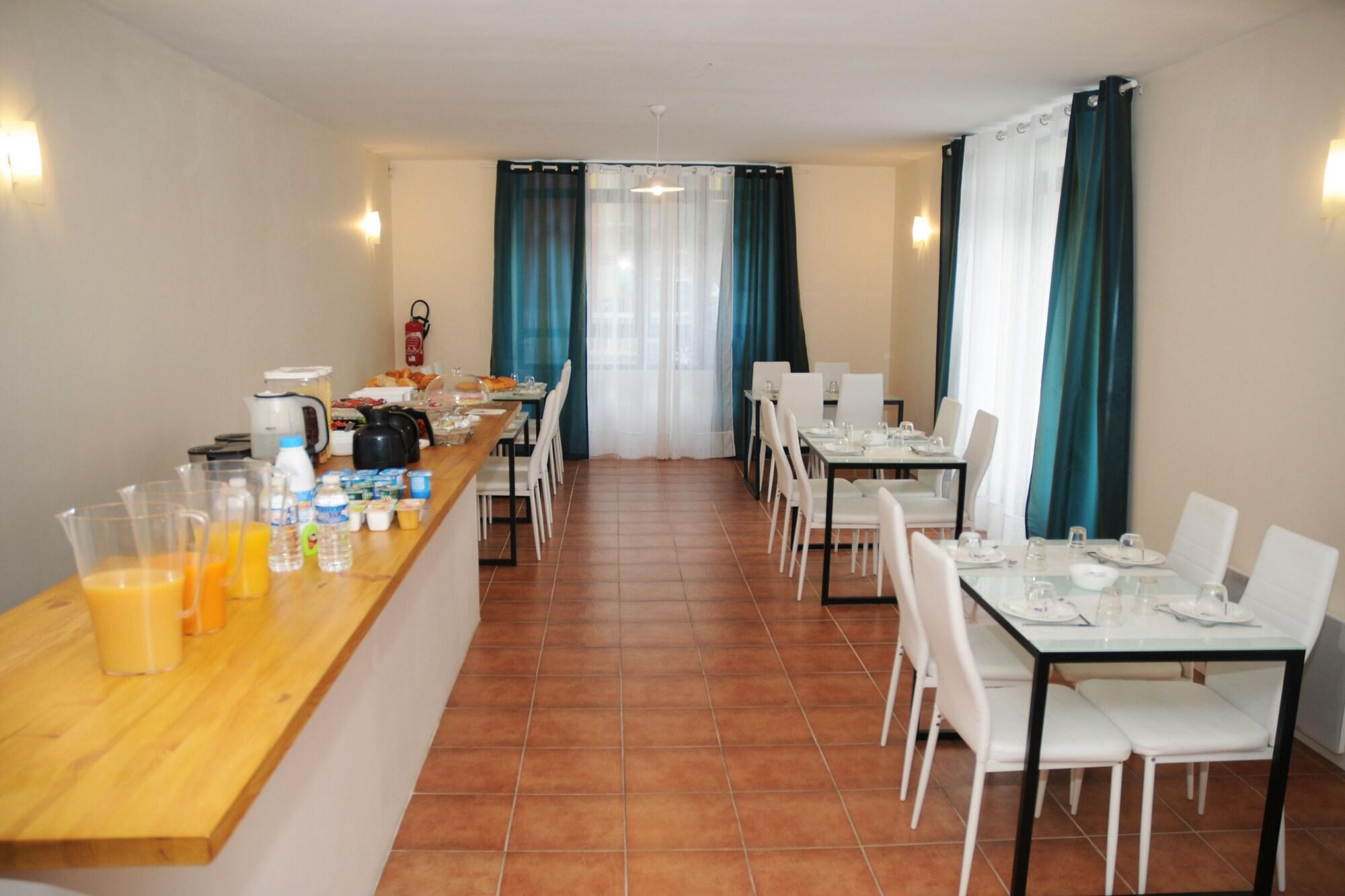 Hotel Akena De Morez