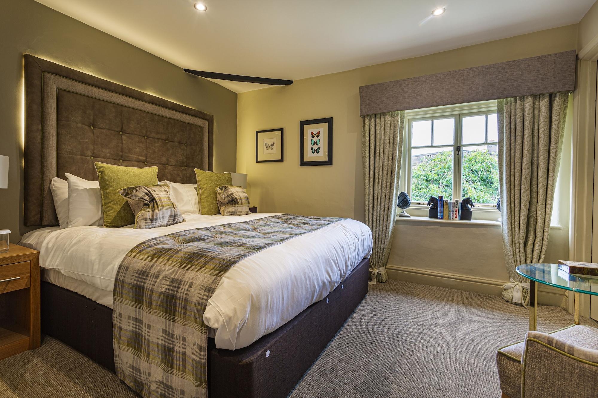 The Rutland Arms Hotel by null