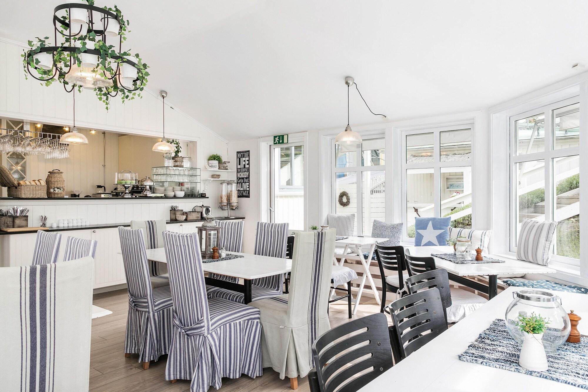 Hotell Nautic by null