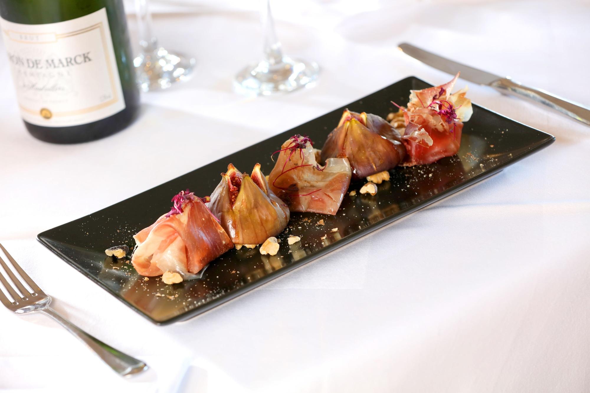 The Royal Hotel Comrie by null