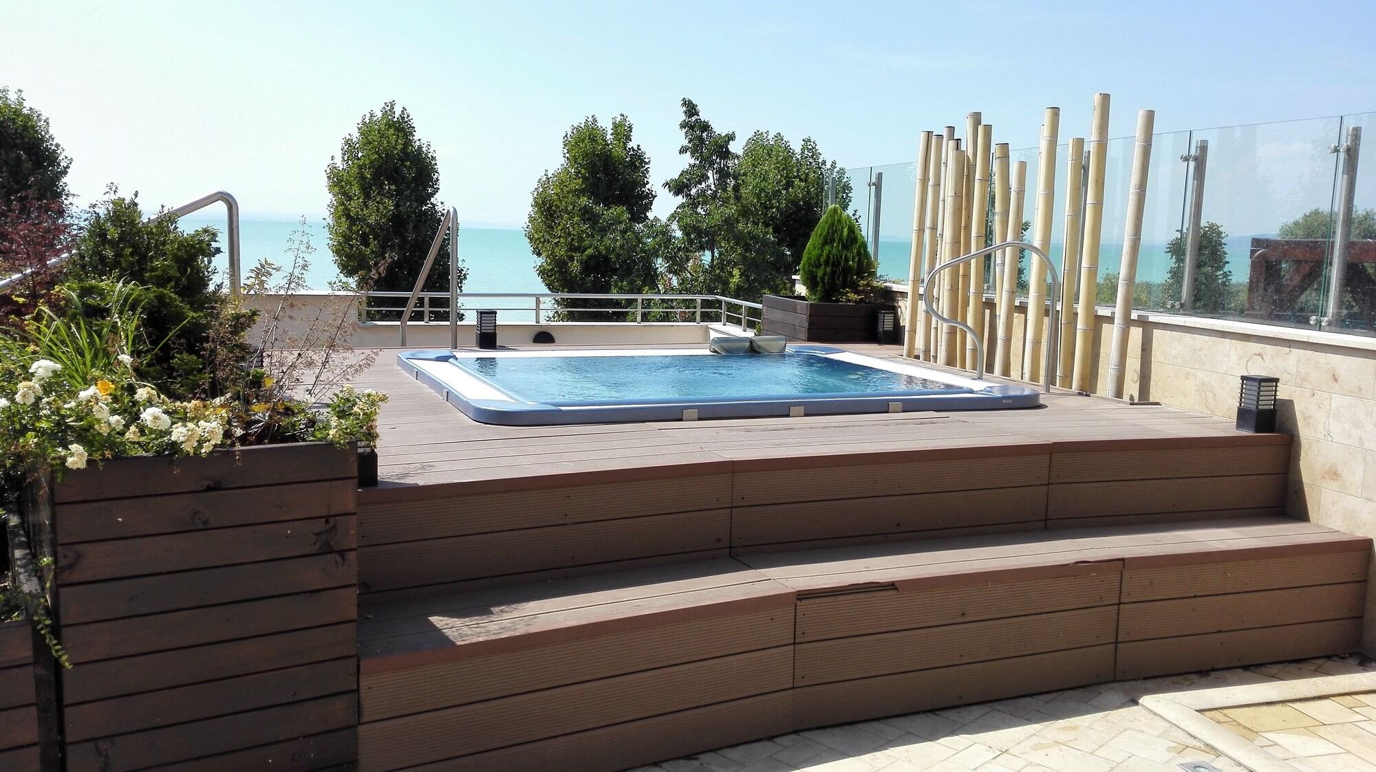 Kenese Bay Garden Resort & Conference Hotel