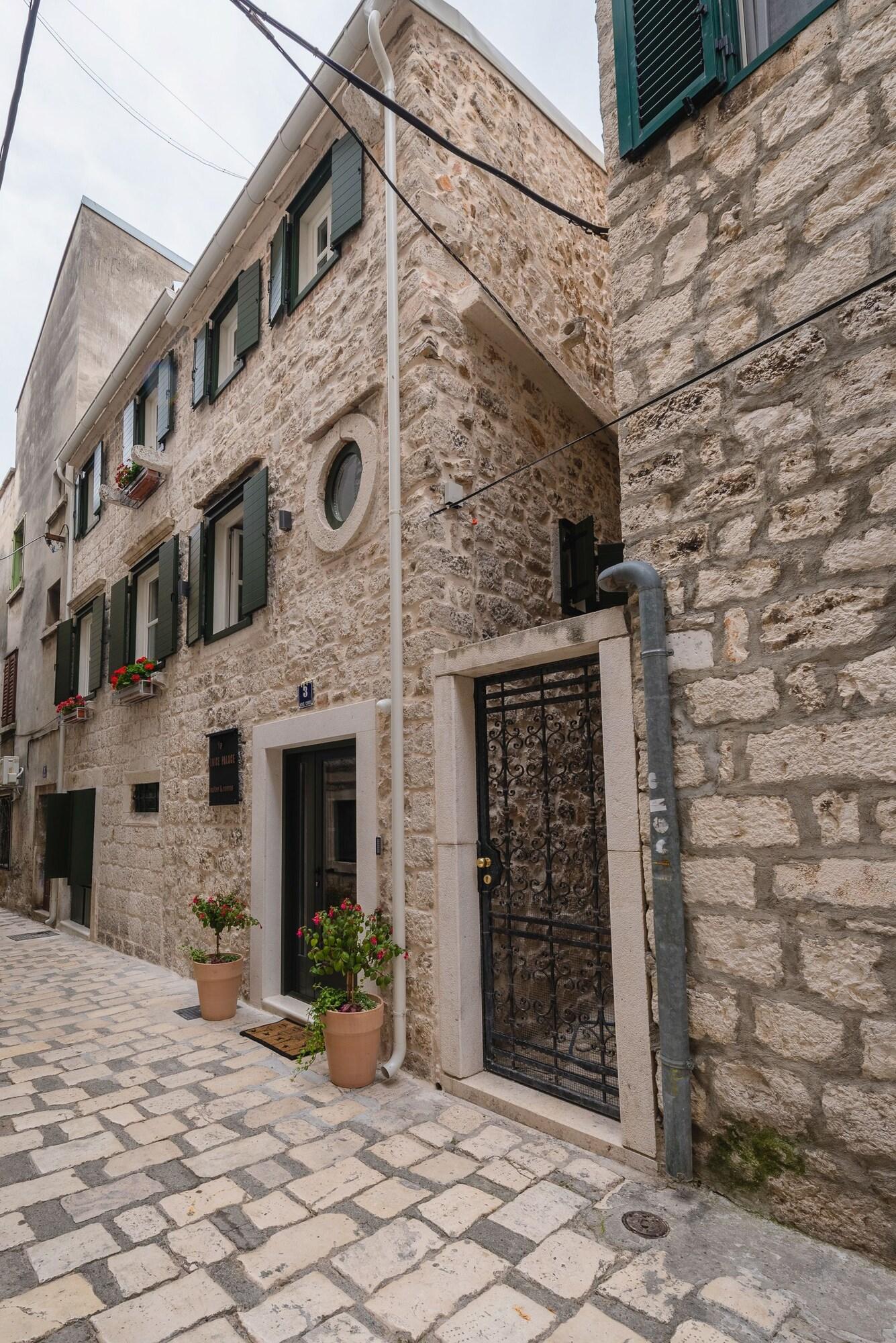 Fenice Palace - фото