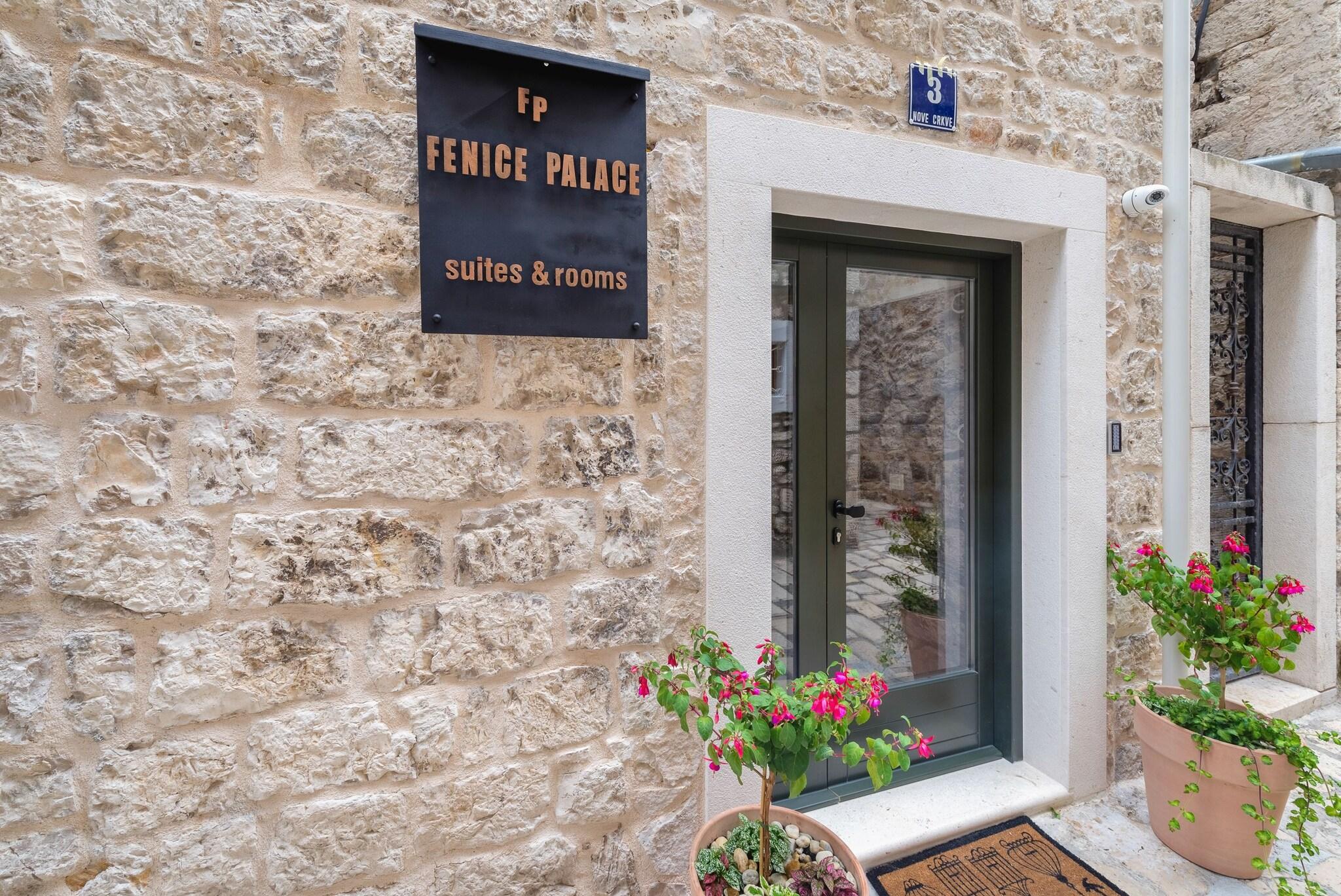 Fenice Palace - фото