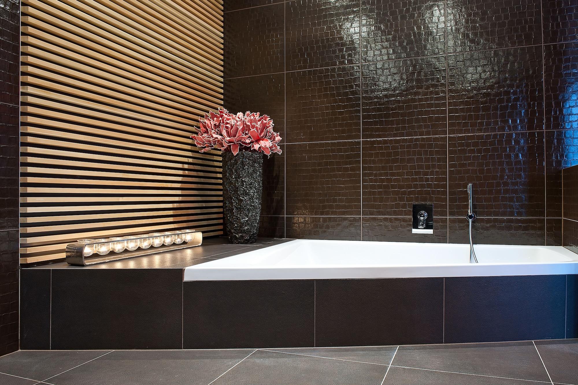 G Design Hotel by null