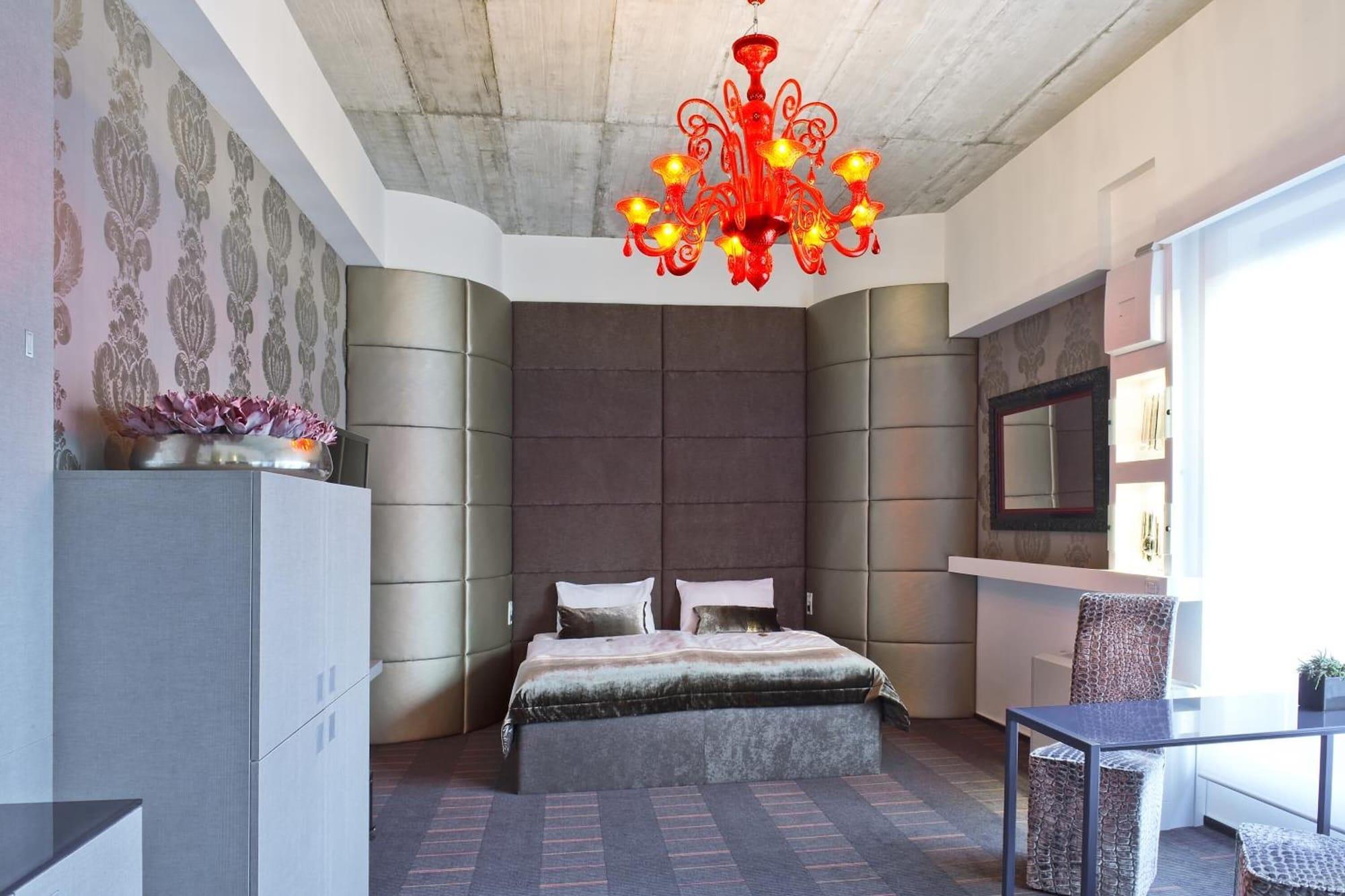 G Design Hotel by null