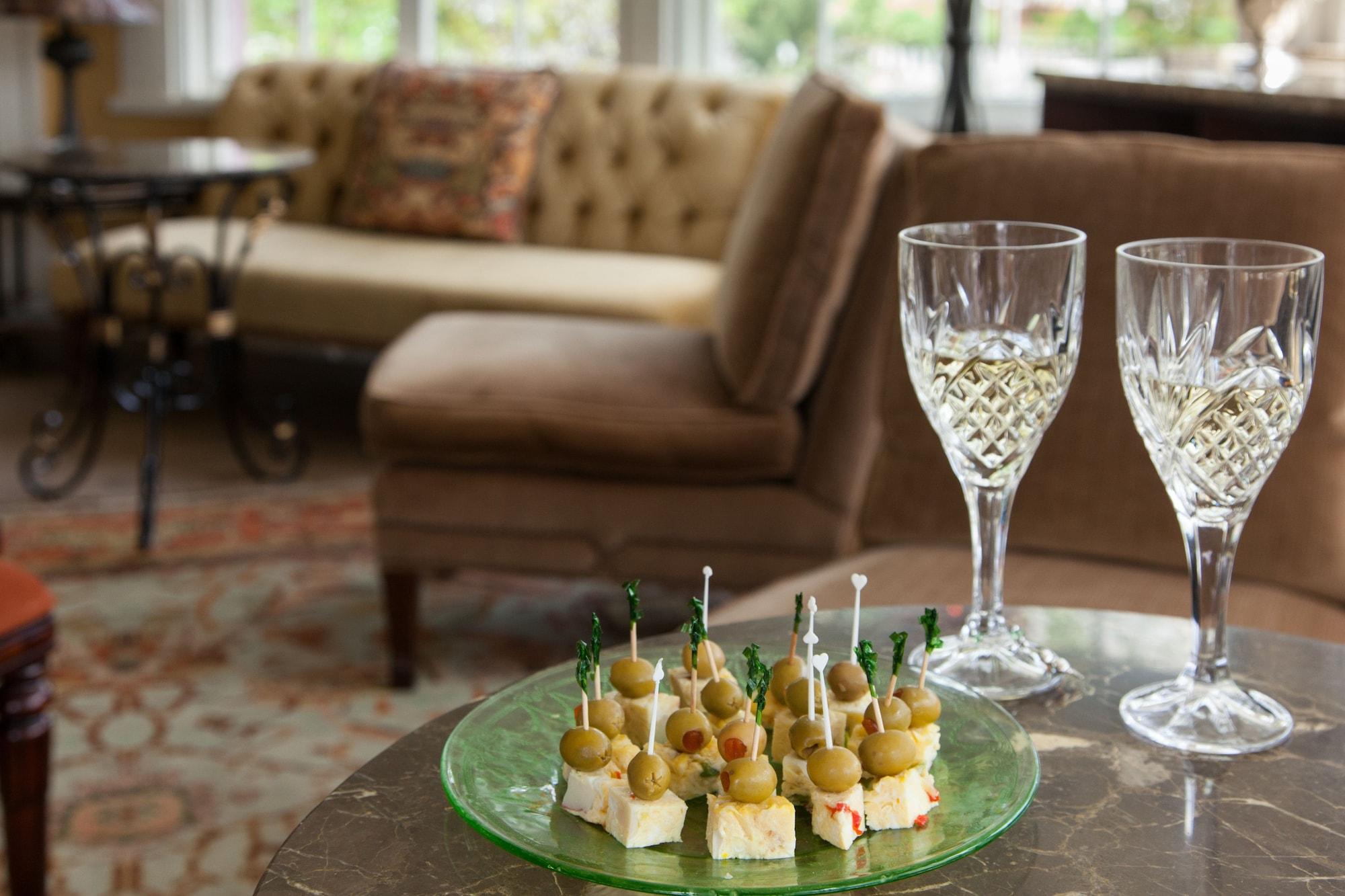 Blind Tiger Asheville by null