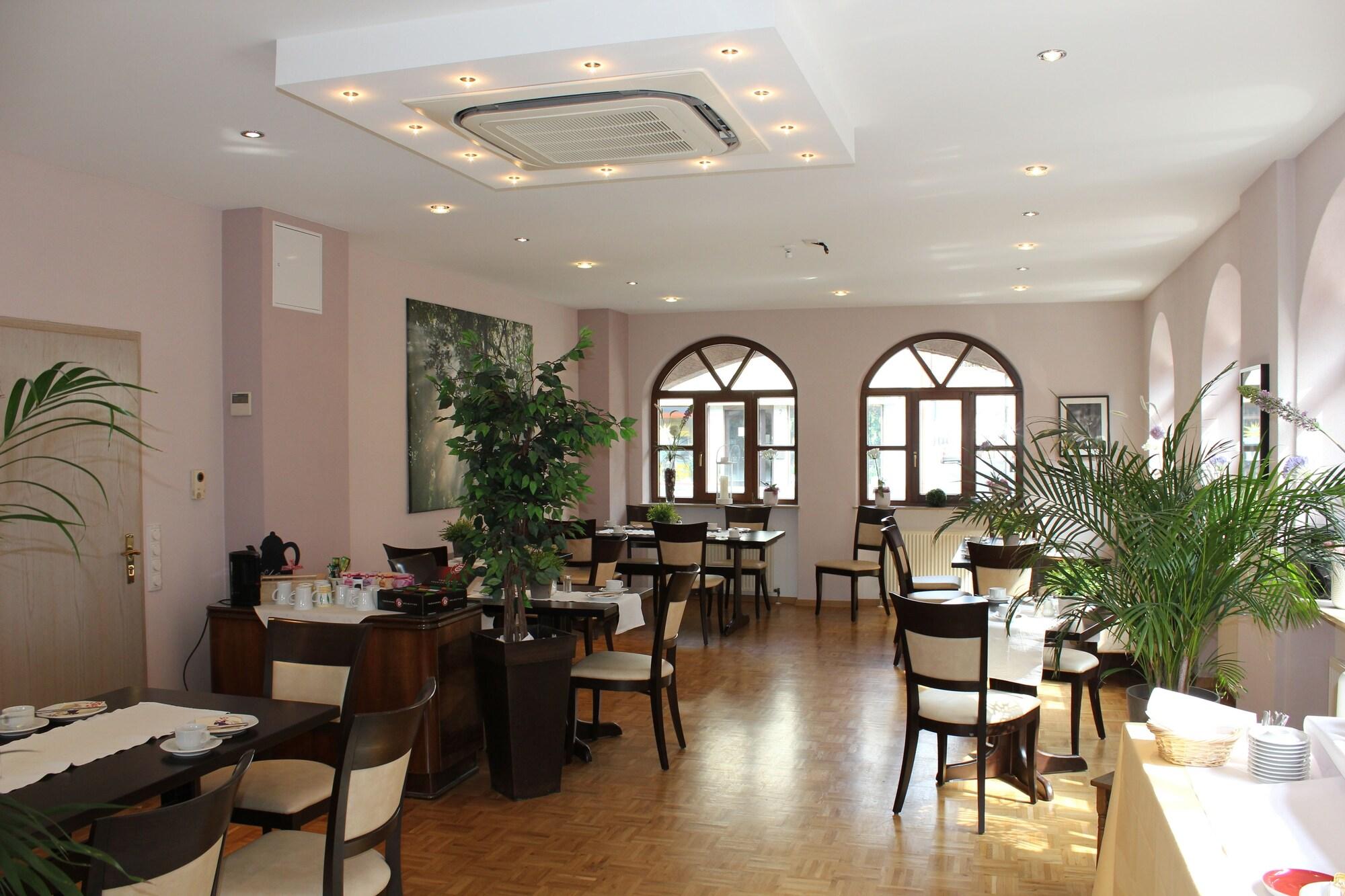 Hotel-Gasthof Weißes Roß