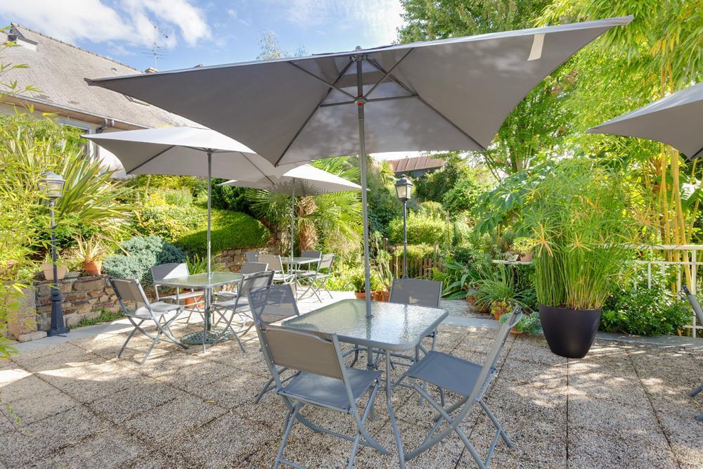 Brit Hotel Le Cygne