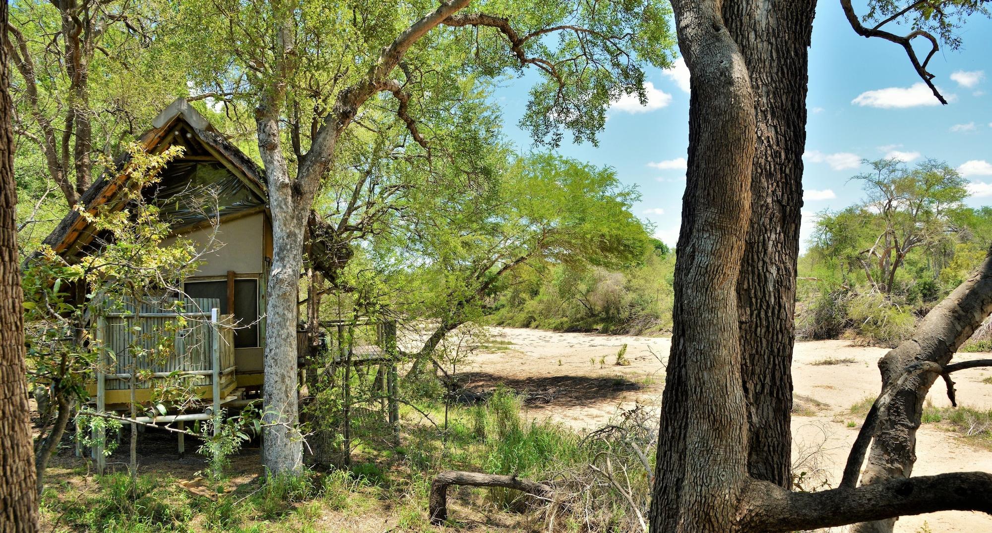 Rhino Post Safari Lodge by null