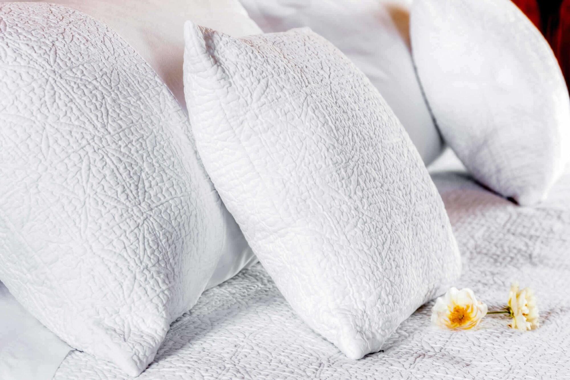 COURT OF MAJESTY '- ANCIENT RESIDENCE by null