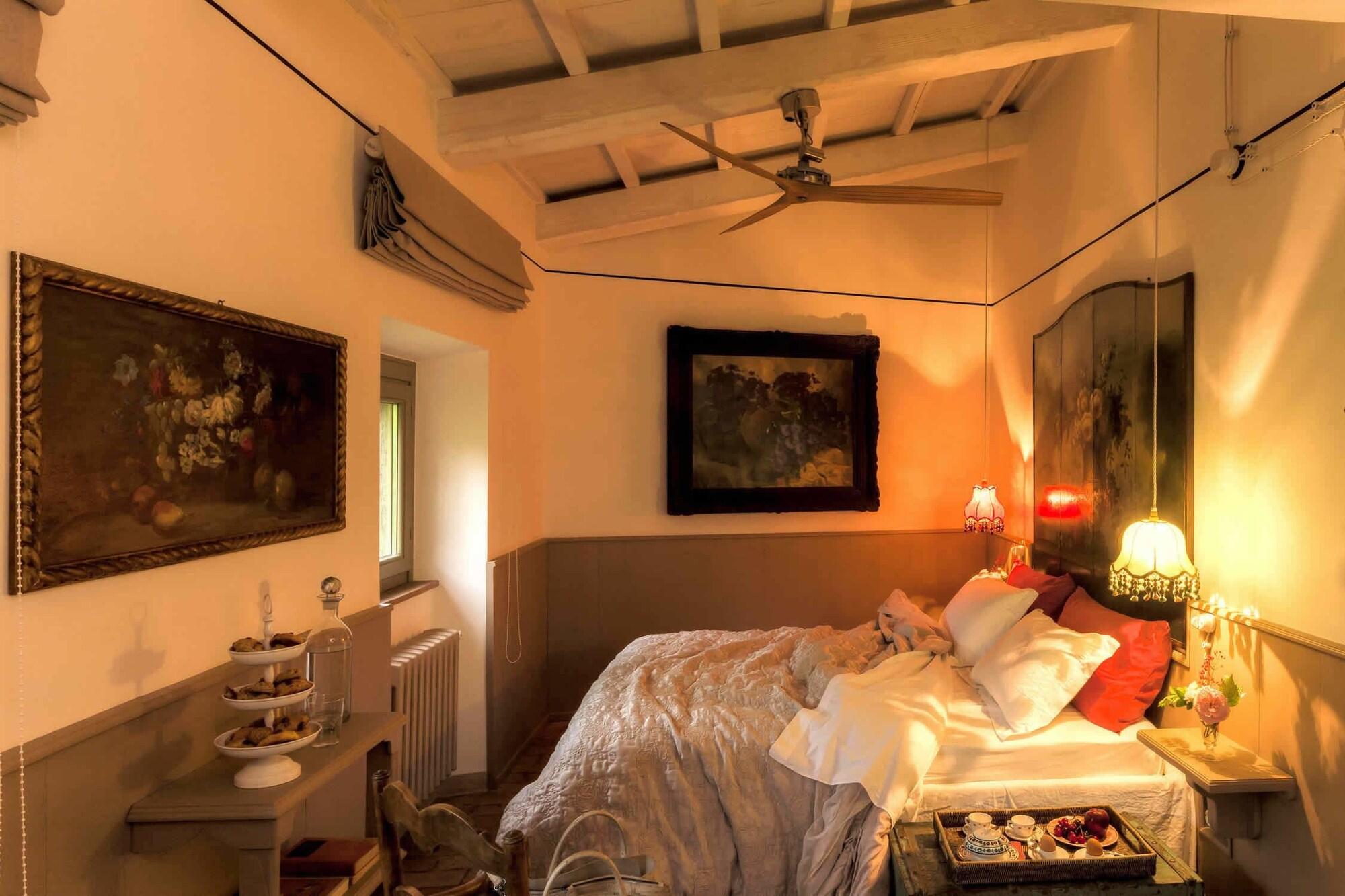 COURT OF MAJESTY '- ANCIENT RESIDENCE by null