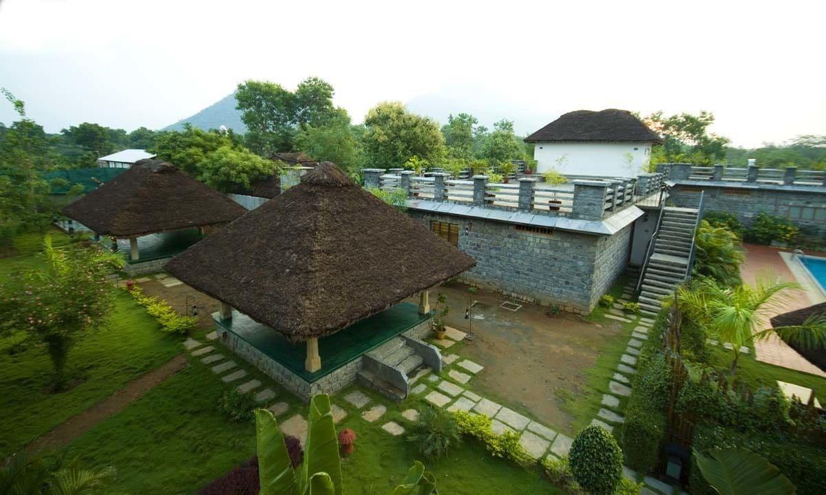 Sparsa Thiruvannamalai by null